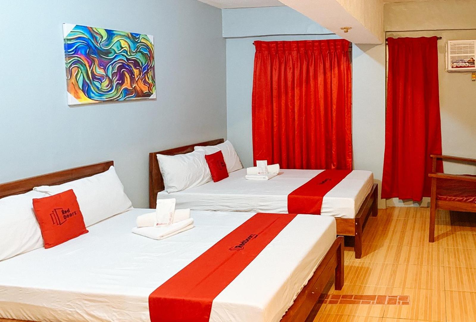 Quadruple Room - Photo 8