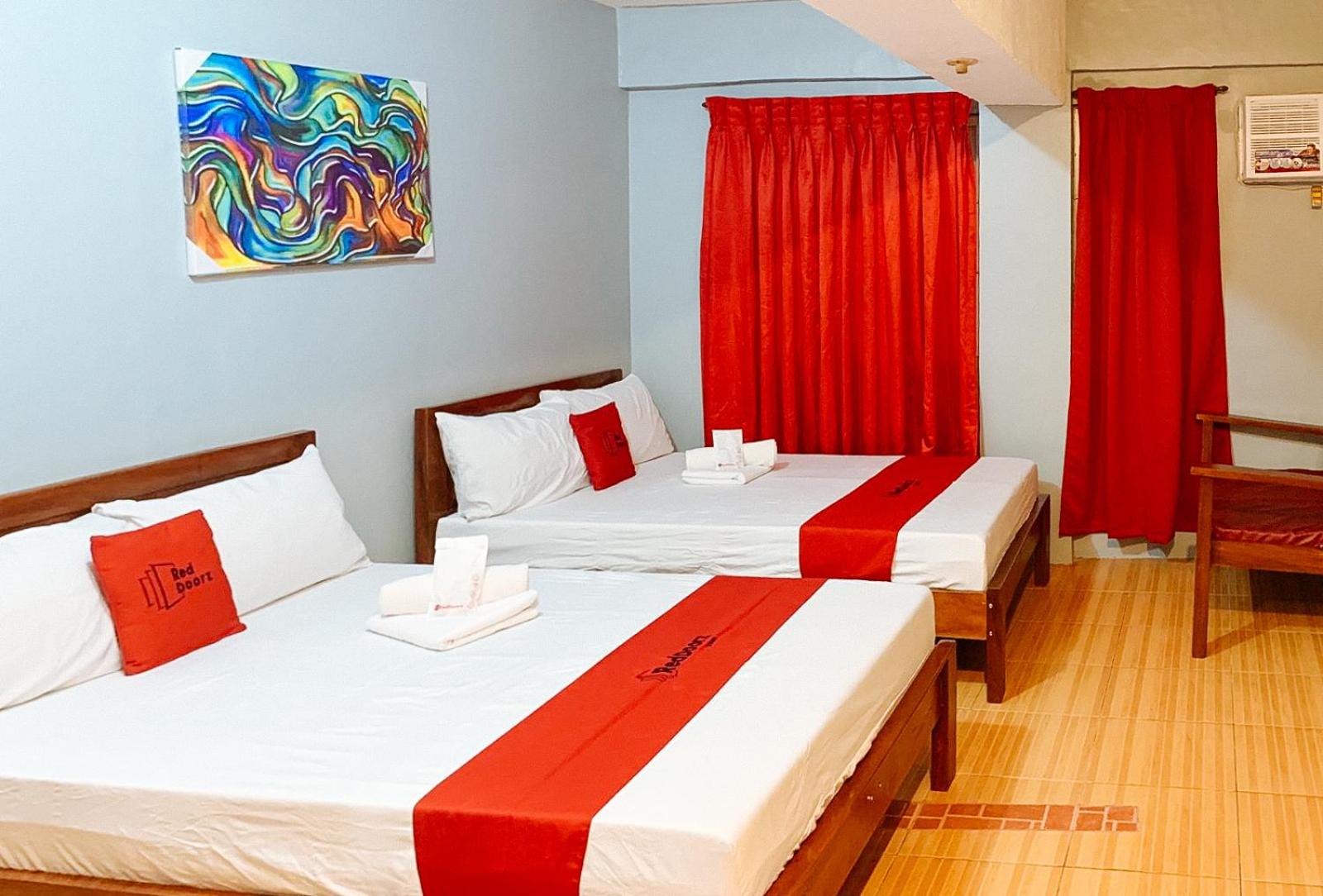 Quadruple Room - Photo 1