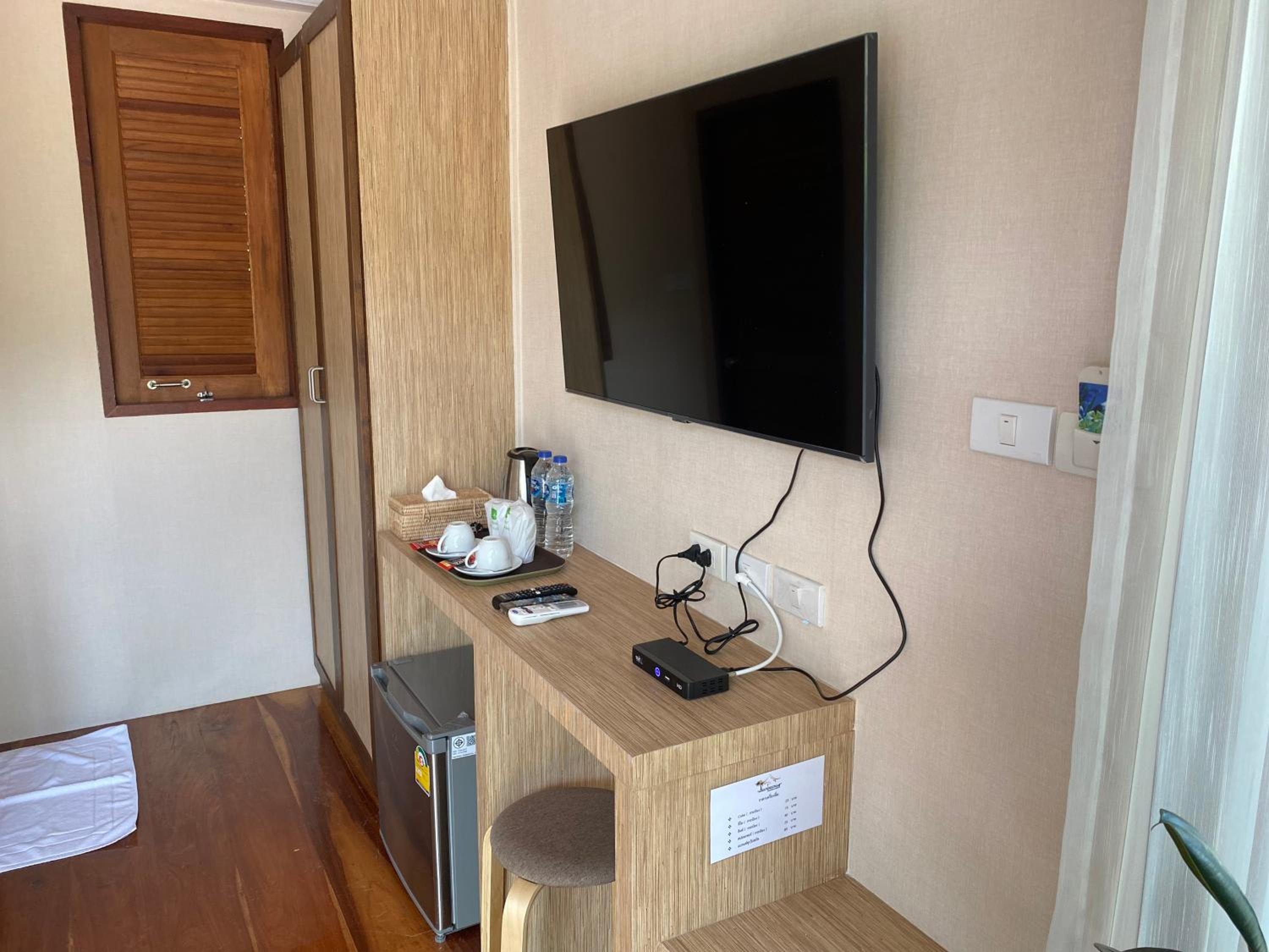 Deluxe Room - Photo 1