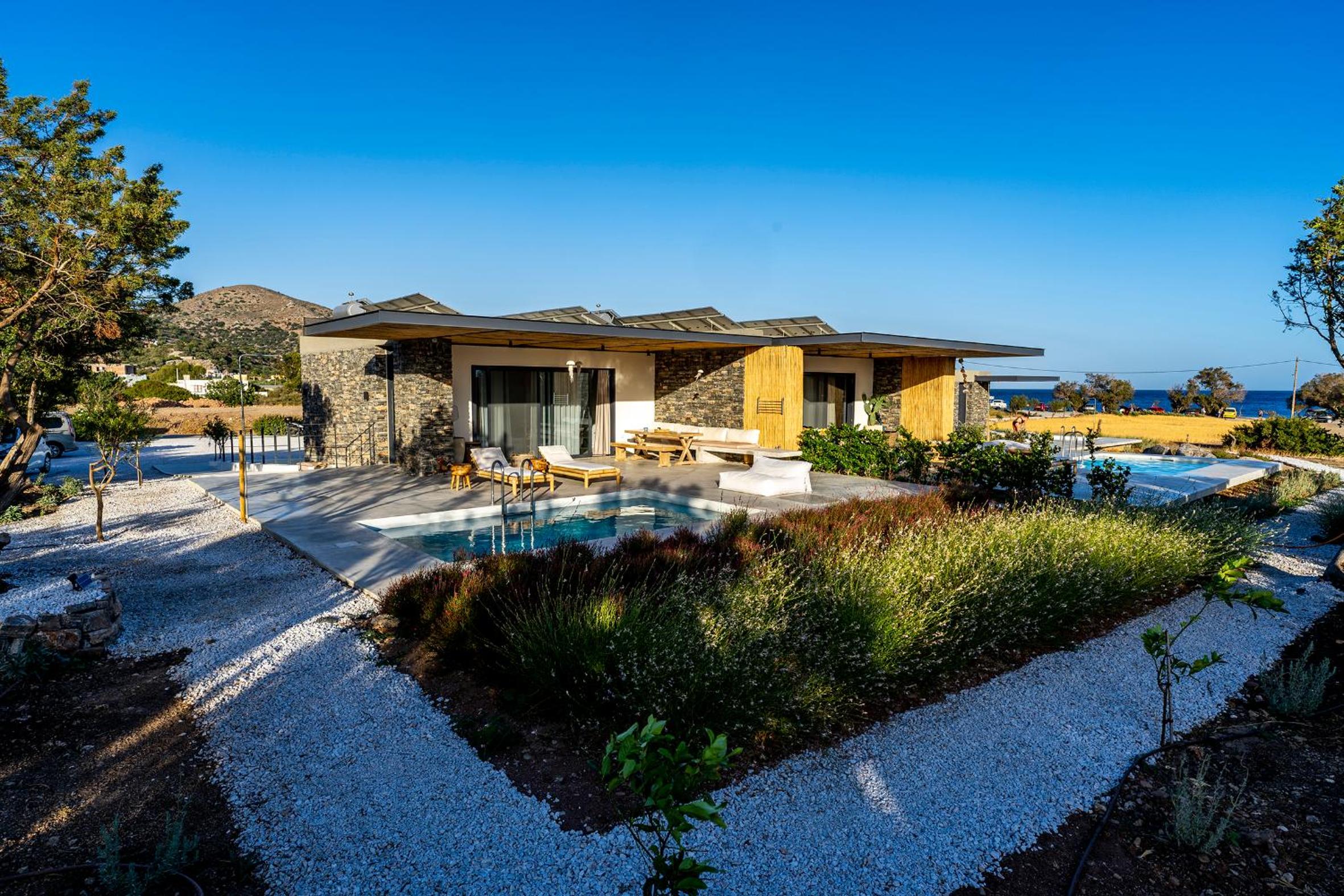 Two-Bedroom Villa with Wild Garden View photo 3