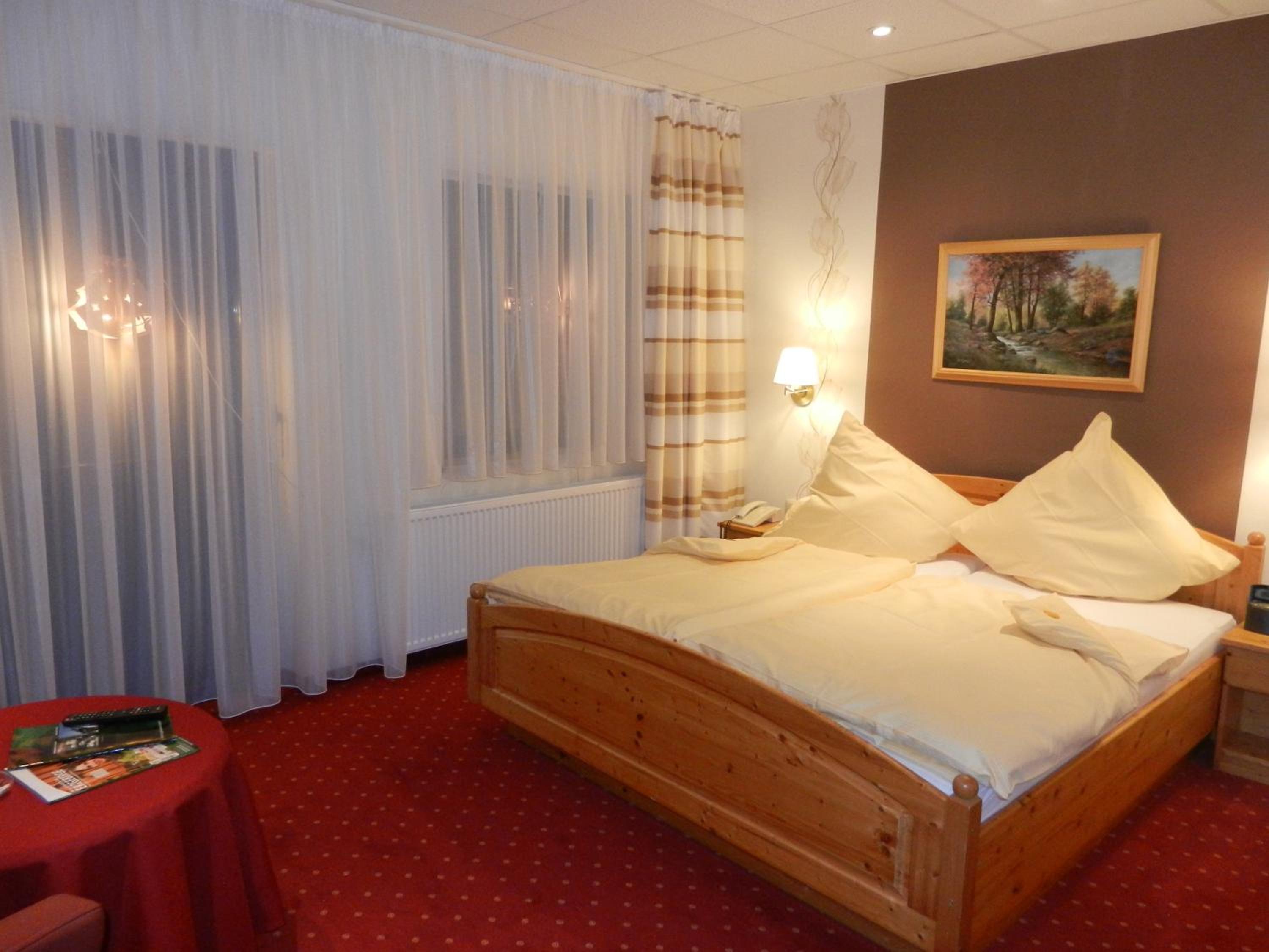 Double Room with Balcony - Photo 1