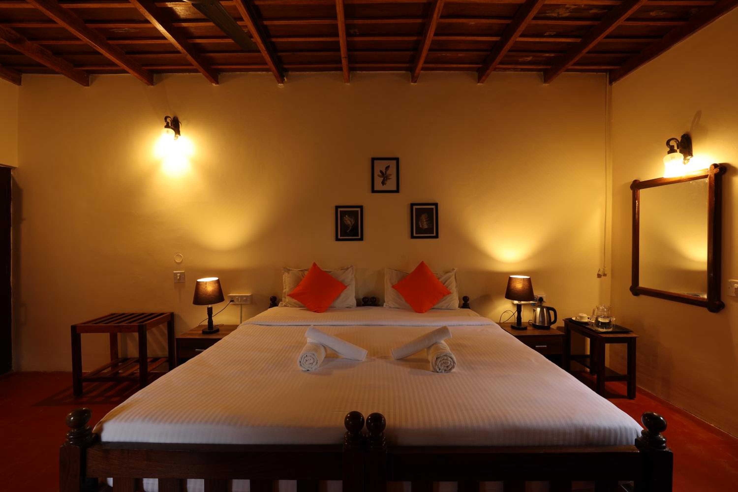 Deluxe Room - Photo 3