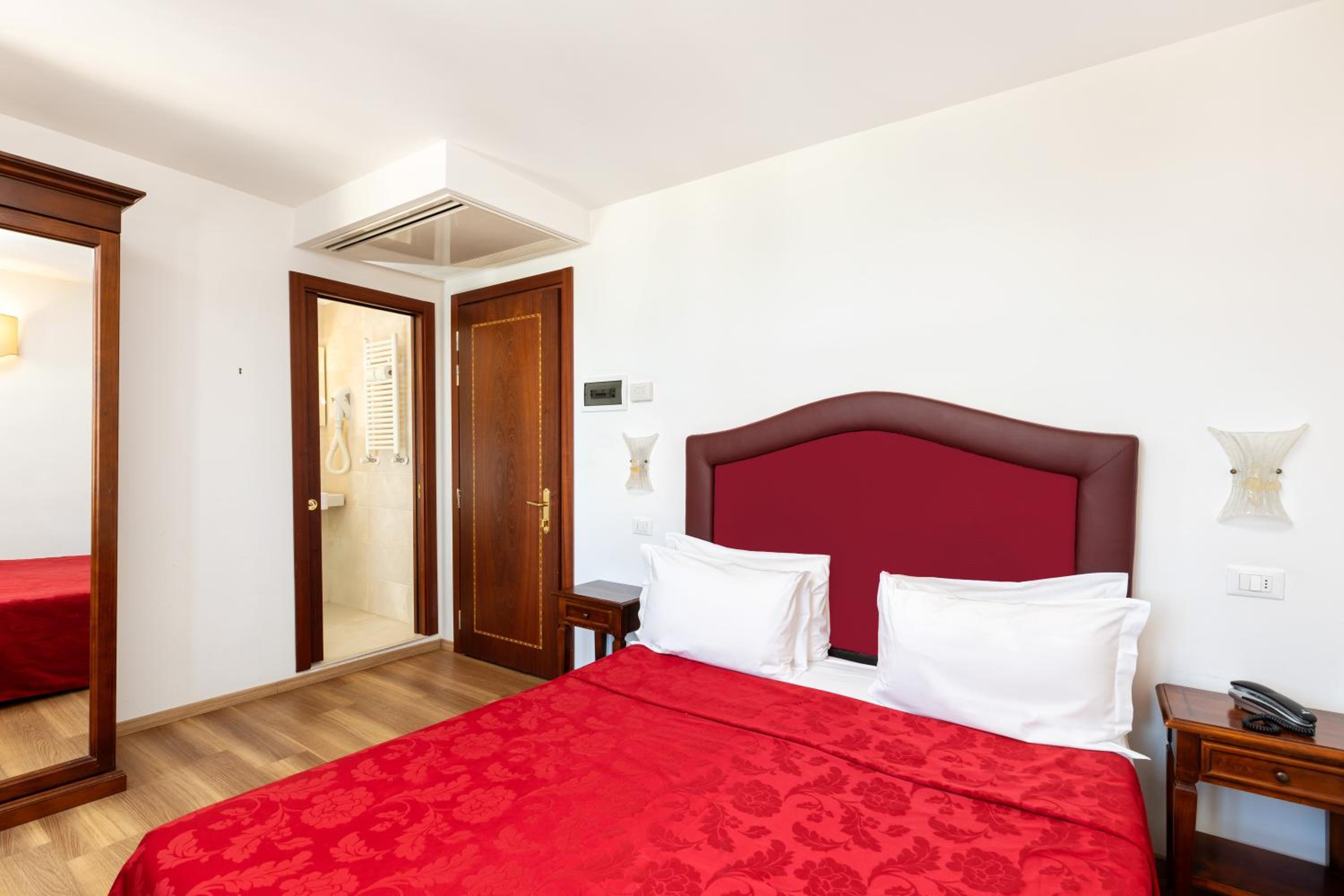 Comfort Double or Twin Room - Photo 3