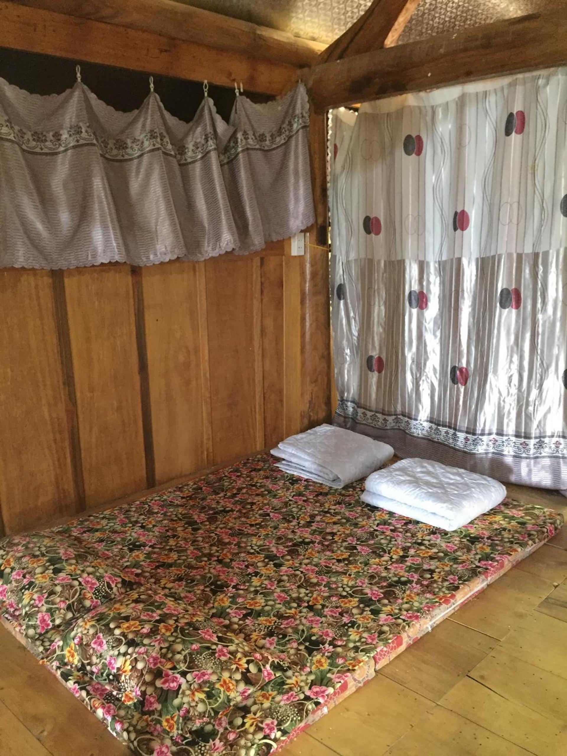 Bed in 8-Bed Dormitory Room photo 1