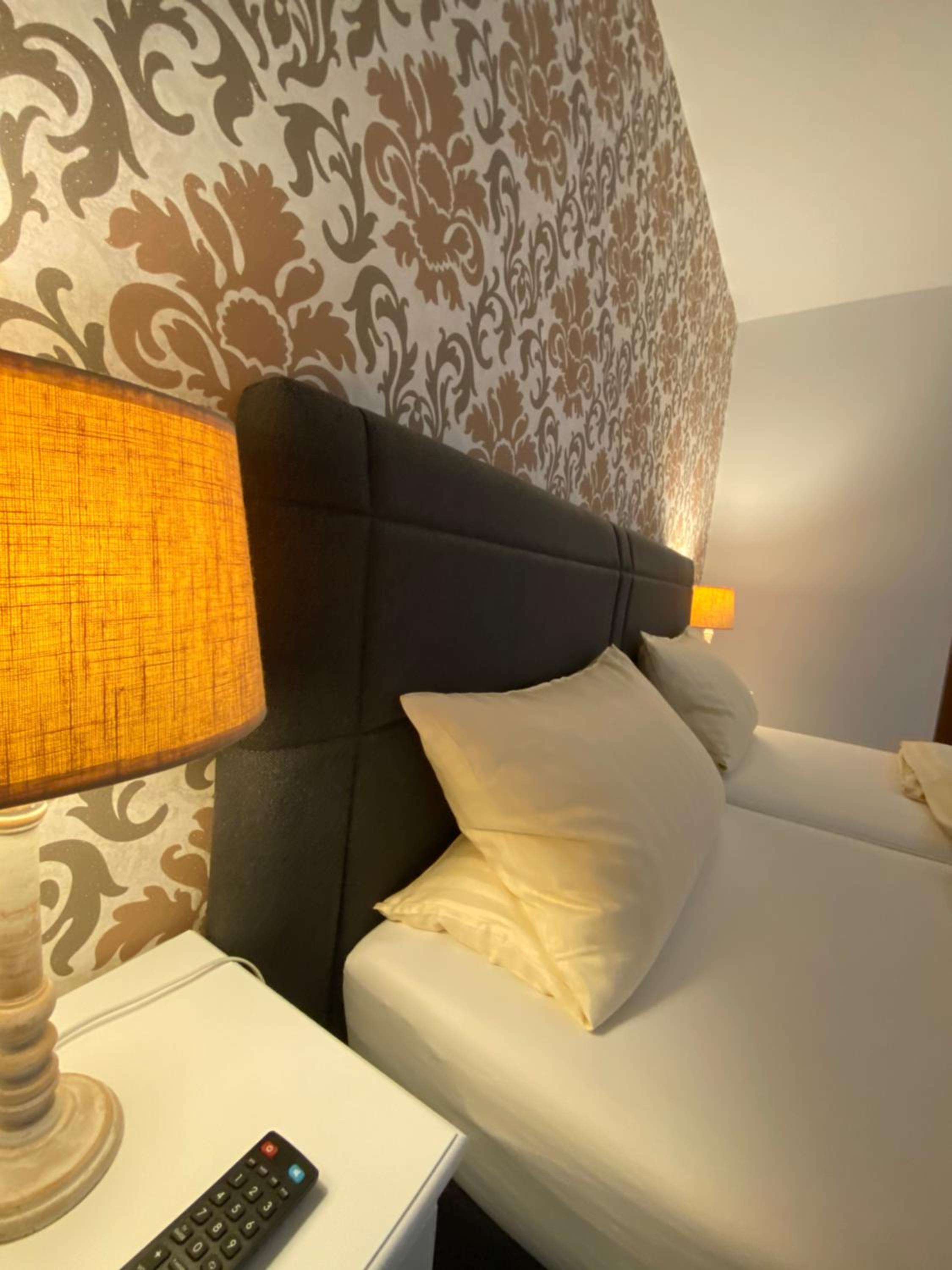 Single Room photo 2