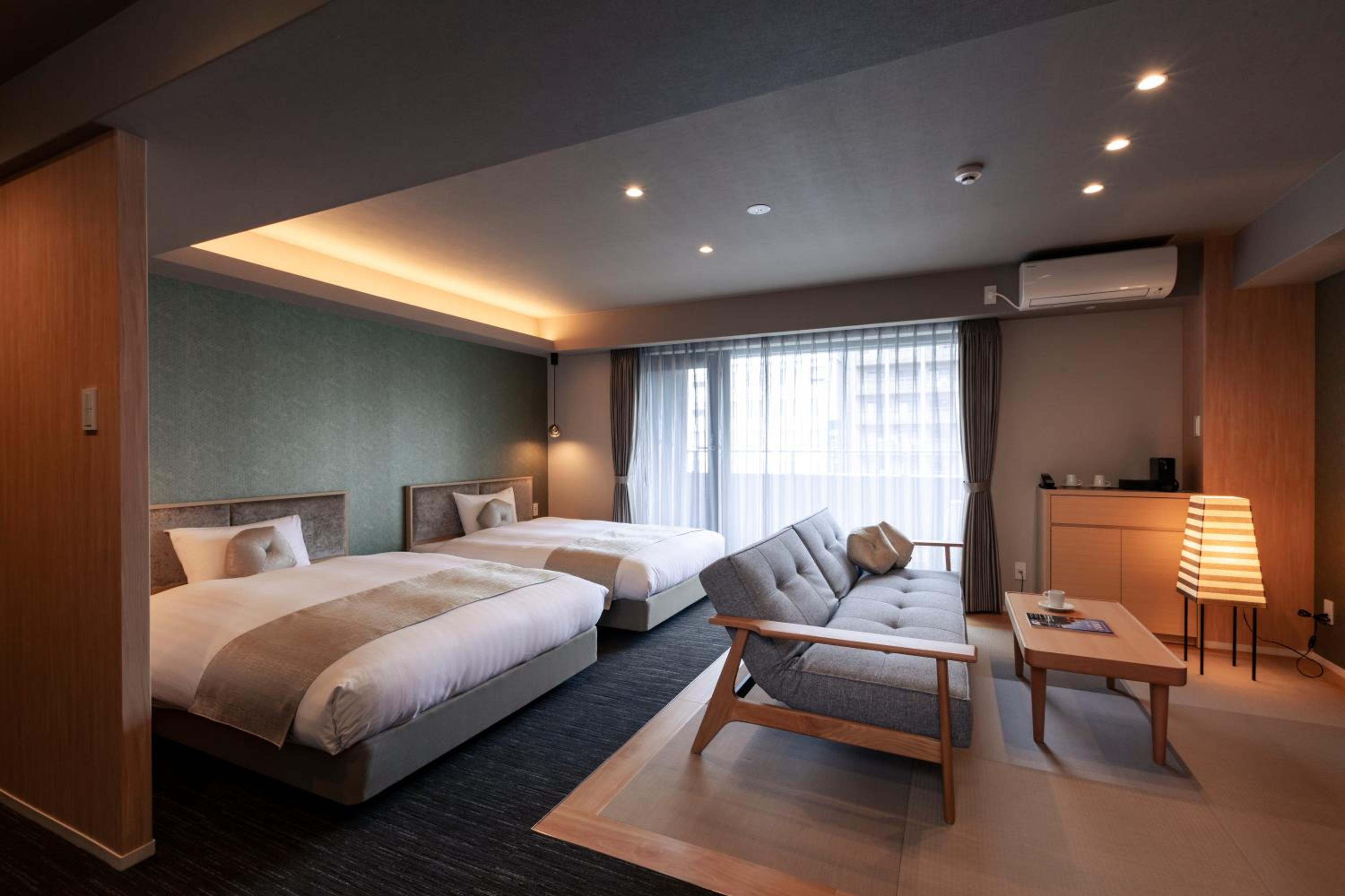 Deluxe Twin Room - Photo 1
