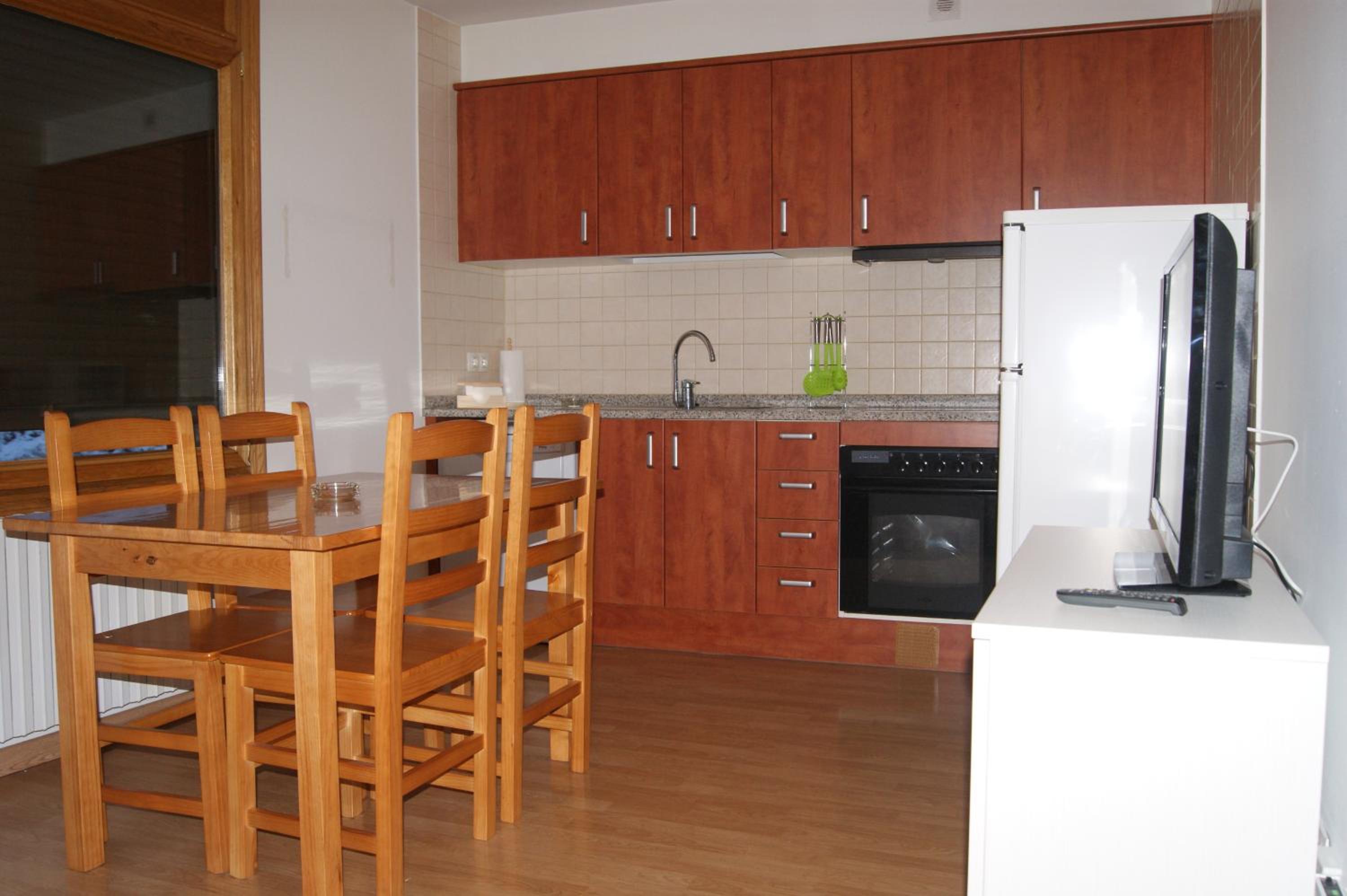 One-Bedroom Apartment photo 2