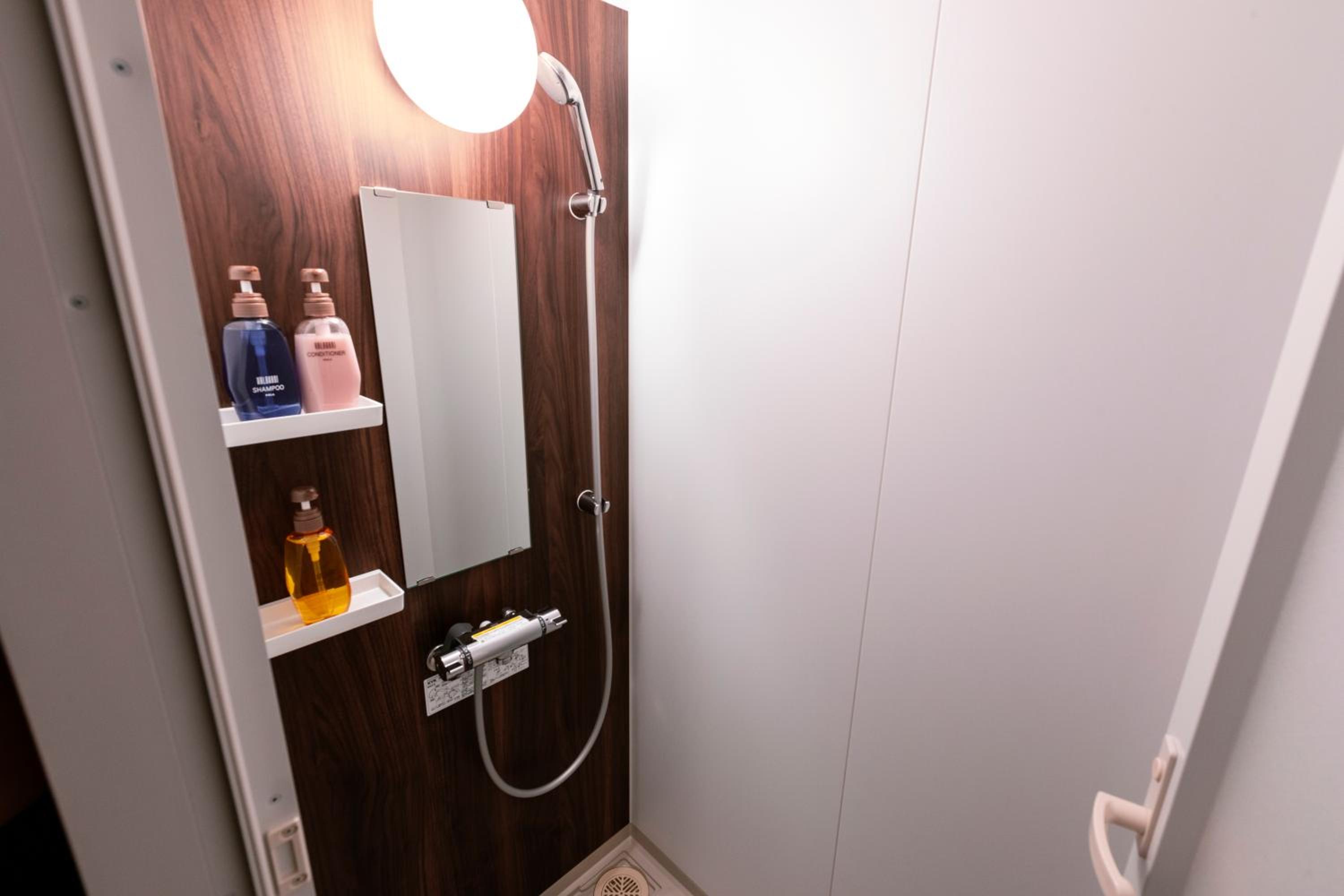 Standard Twin Room - Photo 5