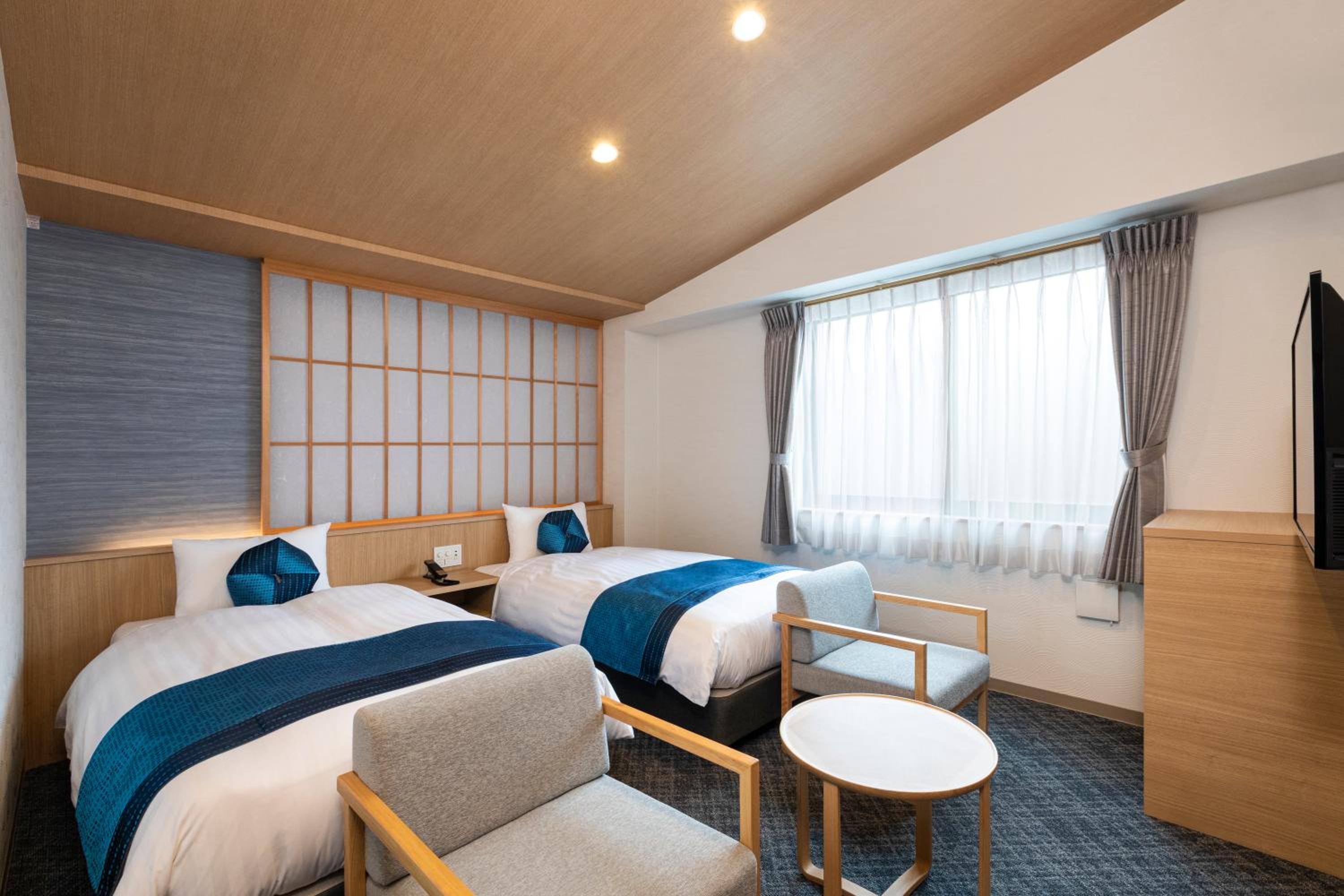 Economy Twin Room