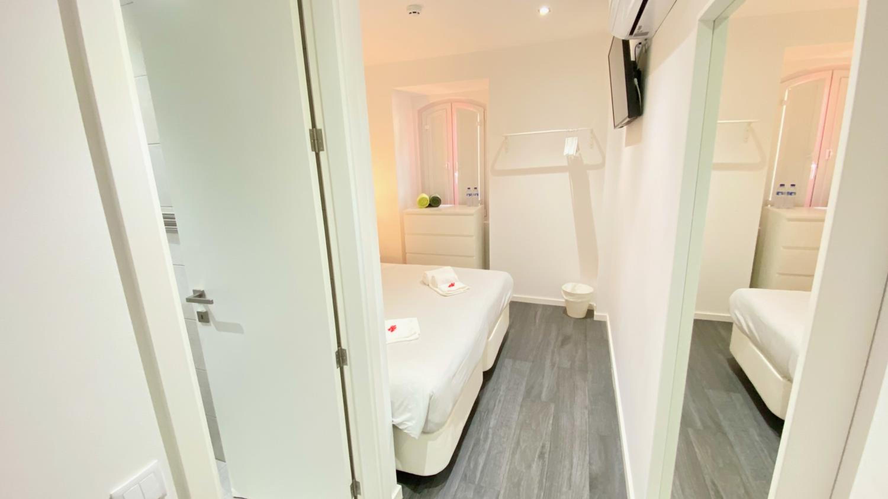 Double Room - Photo 1