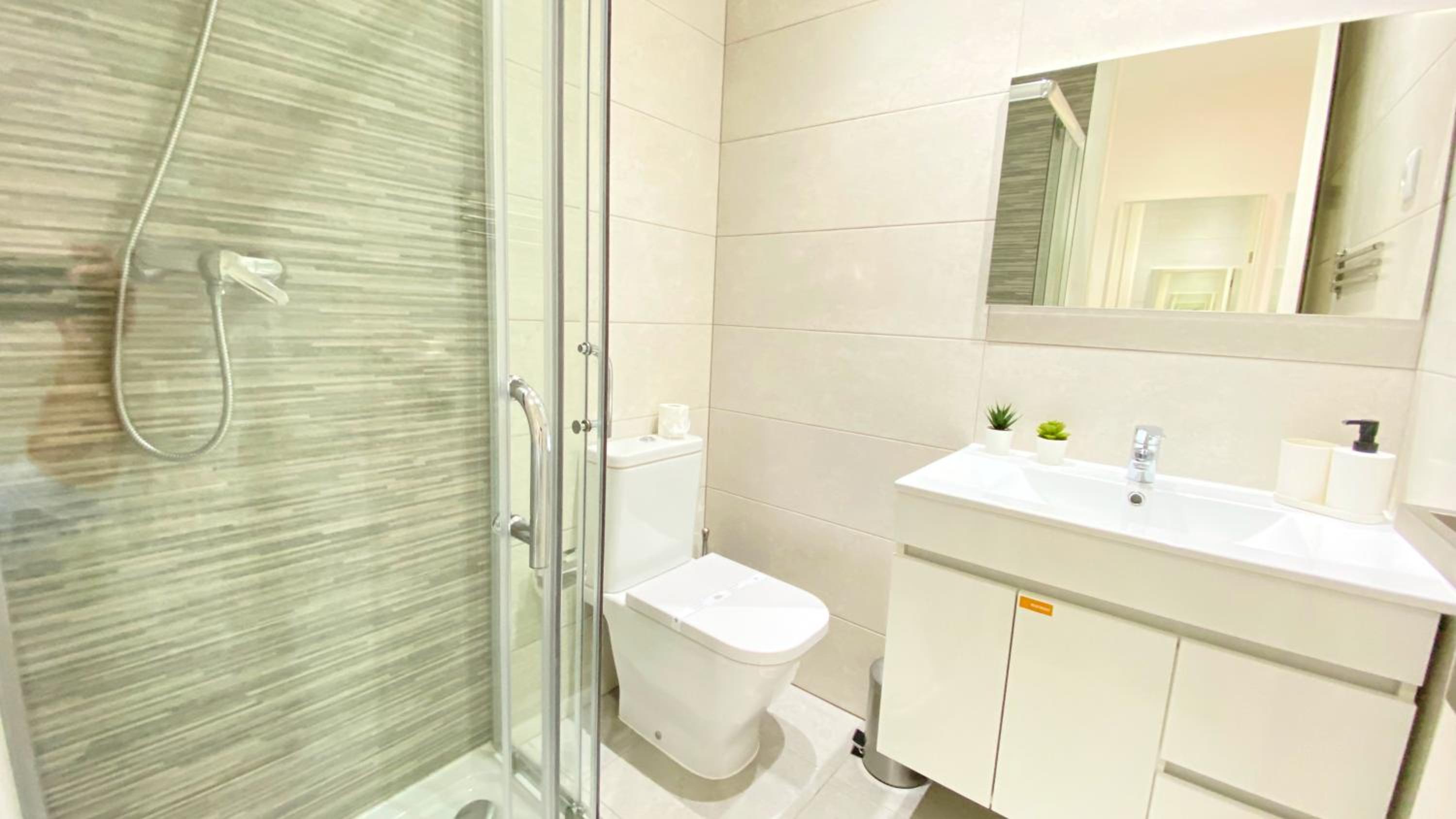 Double Room - Photo 4