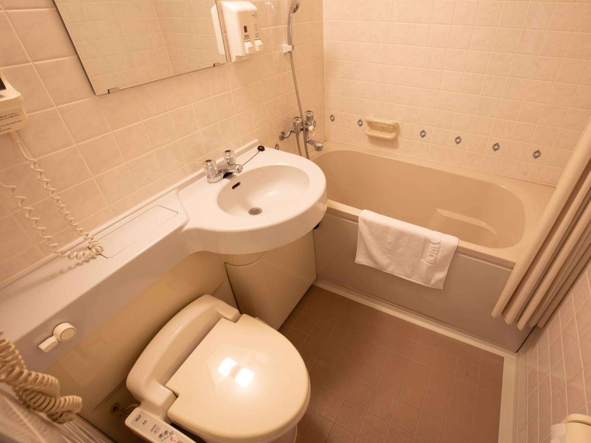 Standard Double Room - Non-Smoking - Photo 6