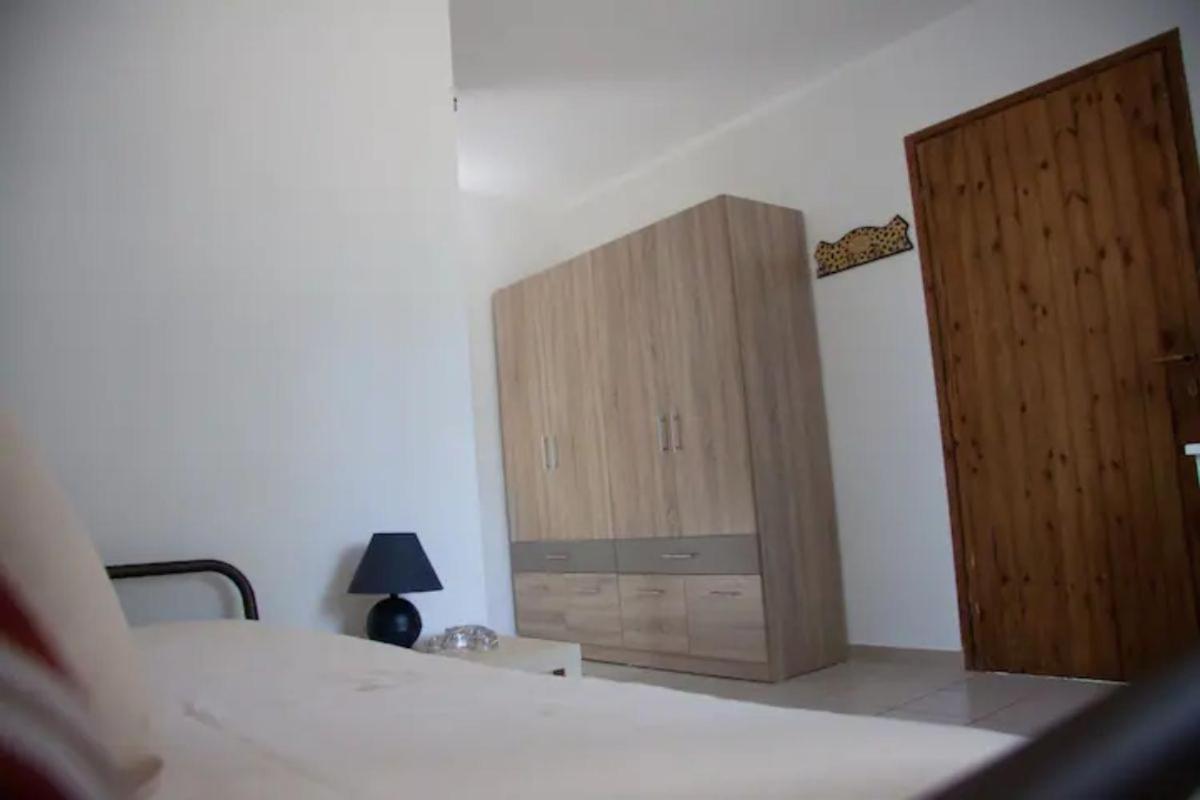 Two-Bedroom Deluxe Apartment with Garden View photo 3