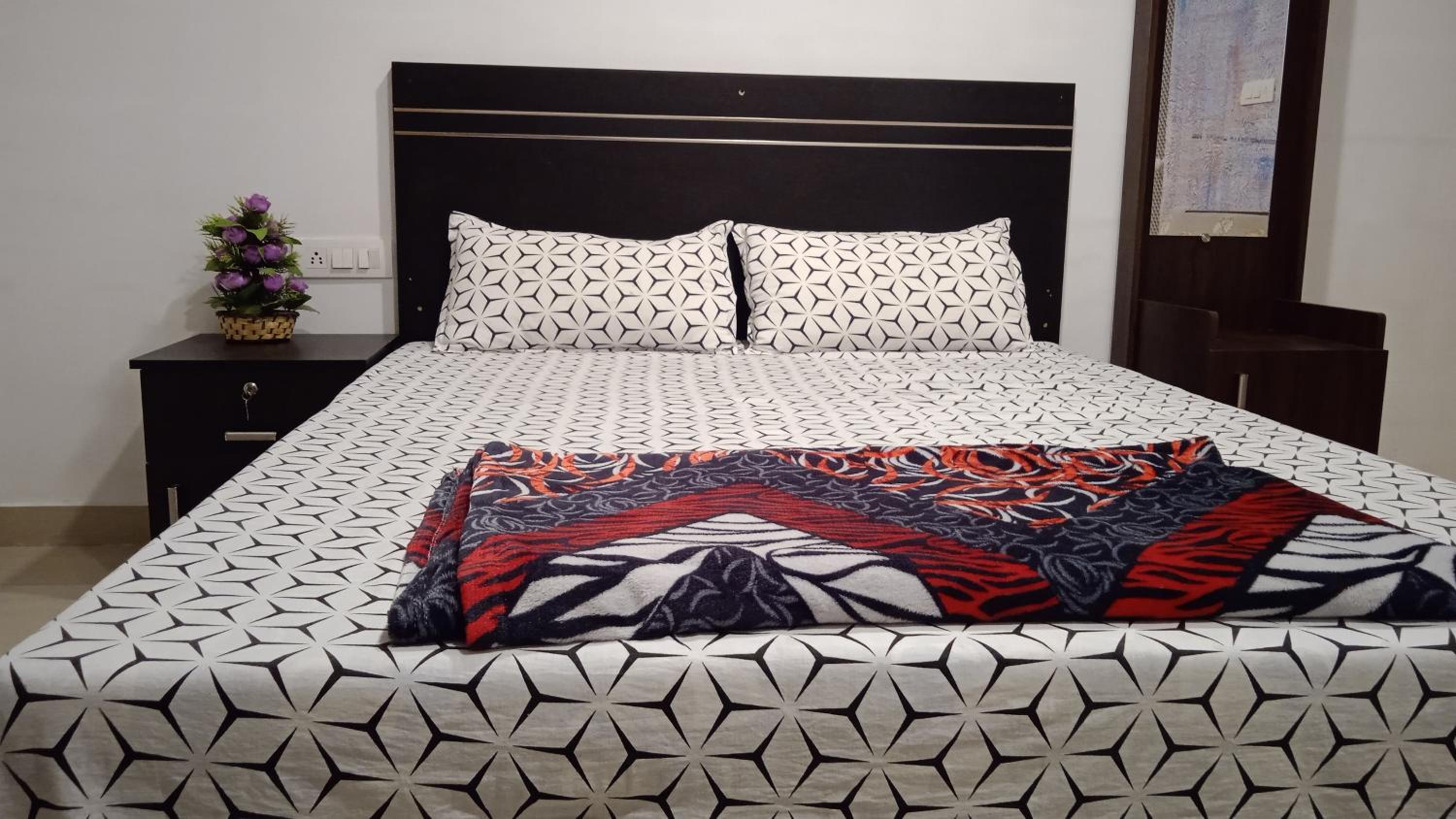 Double Room - Photo 3