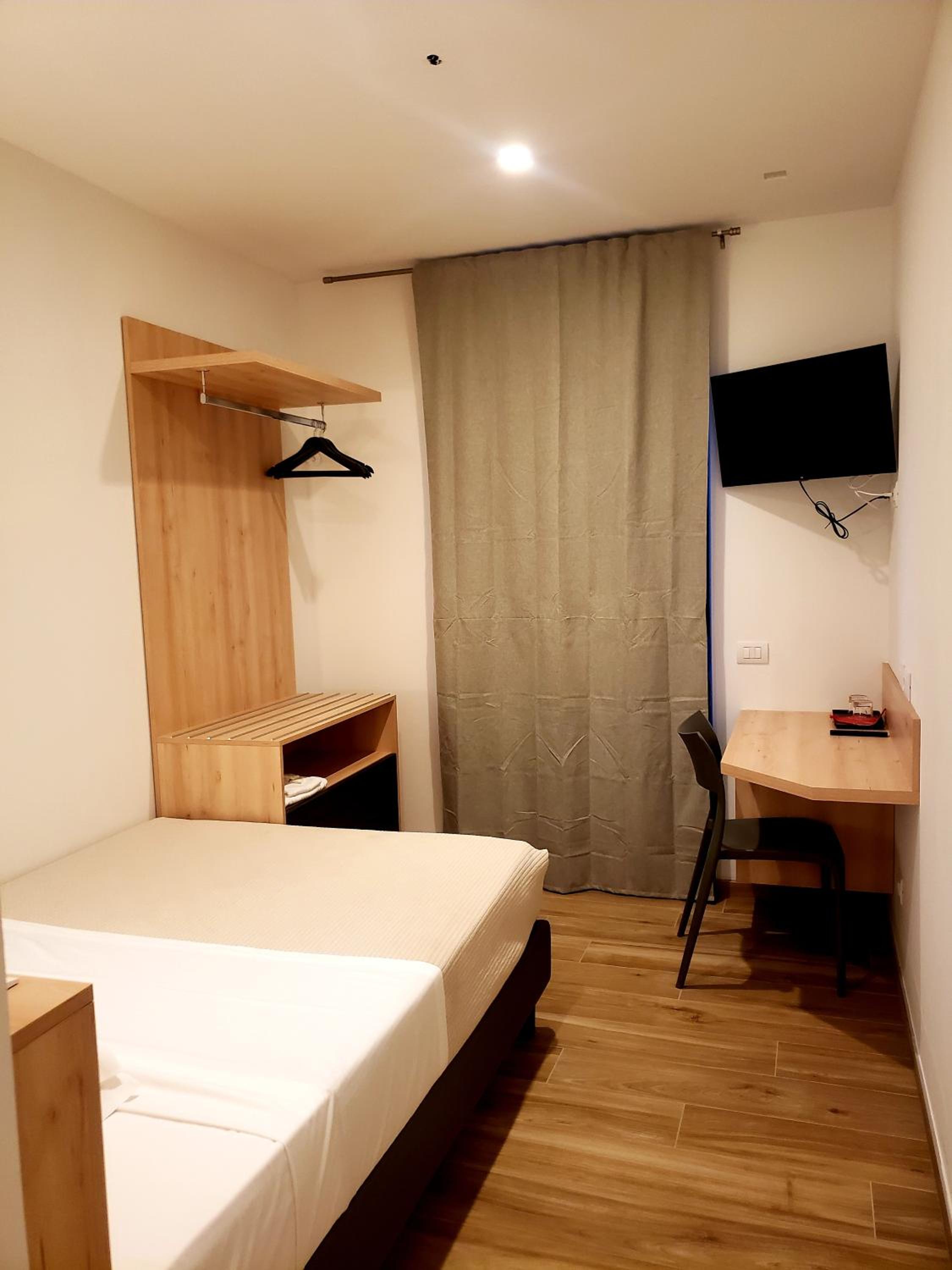 Economy Single Room