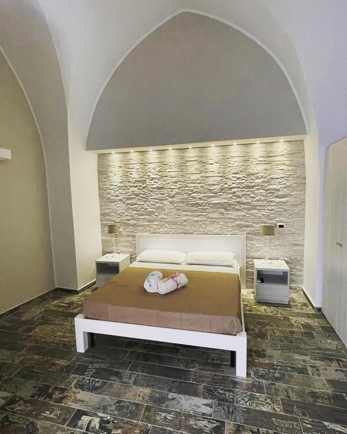 Queen Room with Spa Bath photo 1