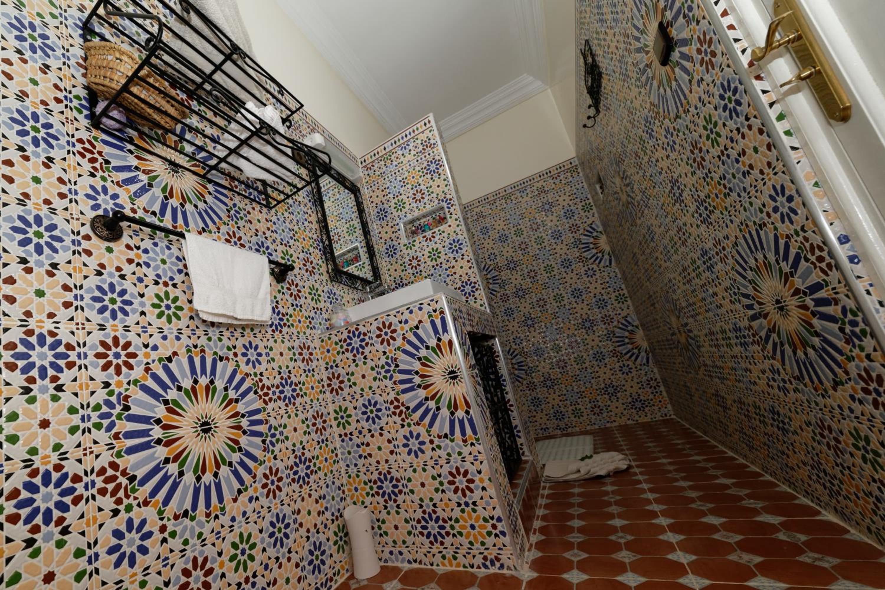 Deluxe Room - Photo 2