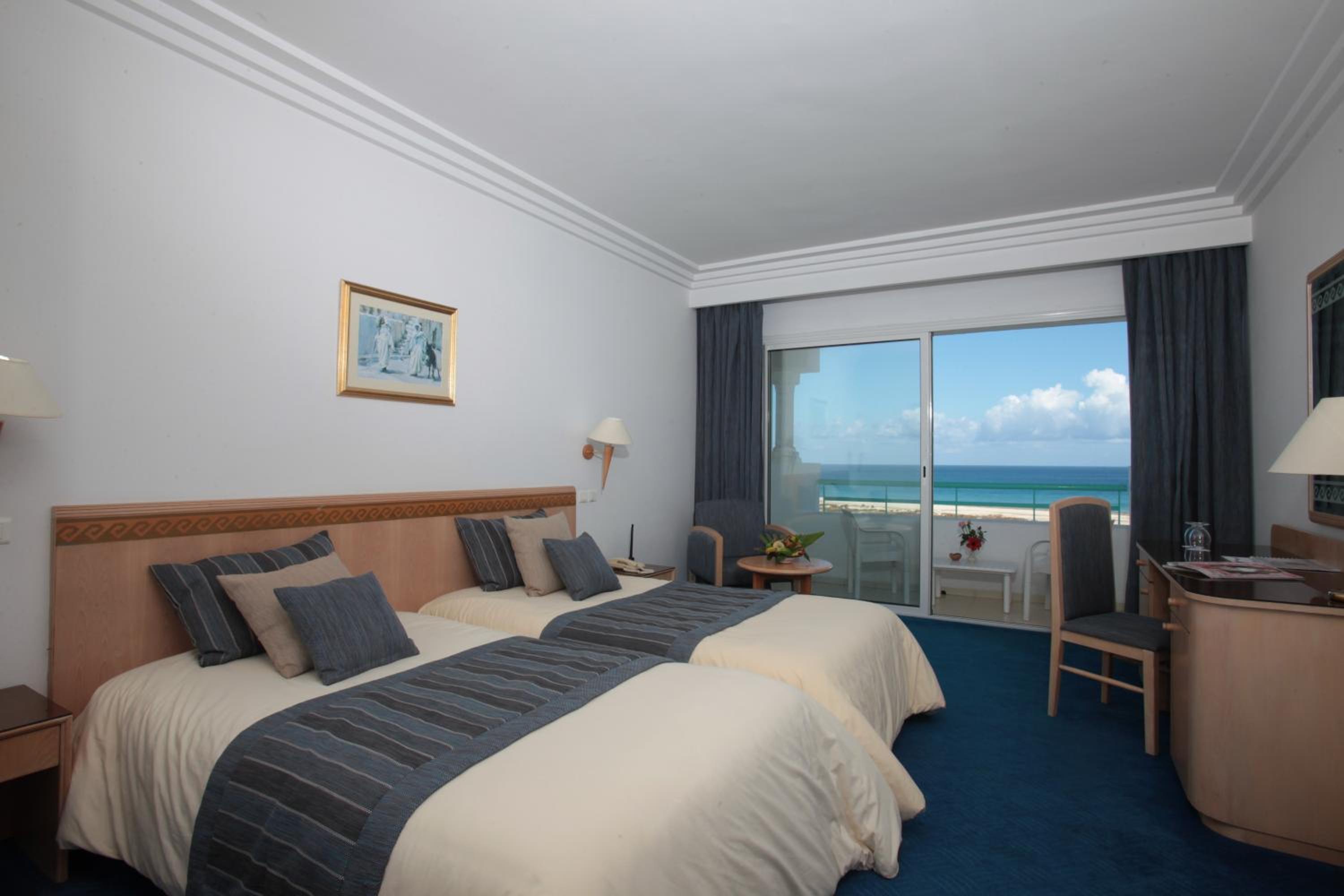 Triple Room with City View