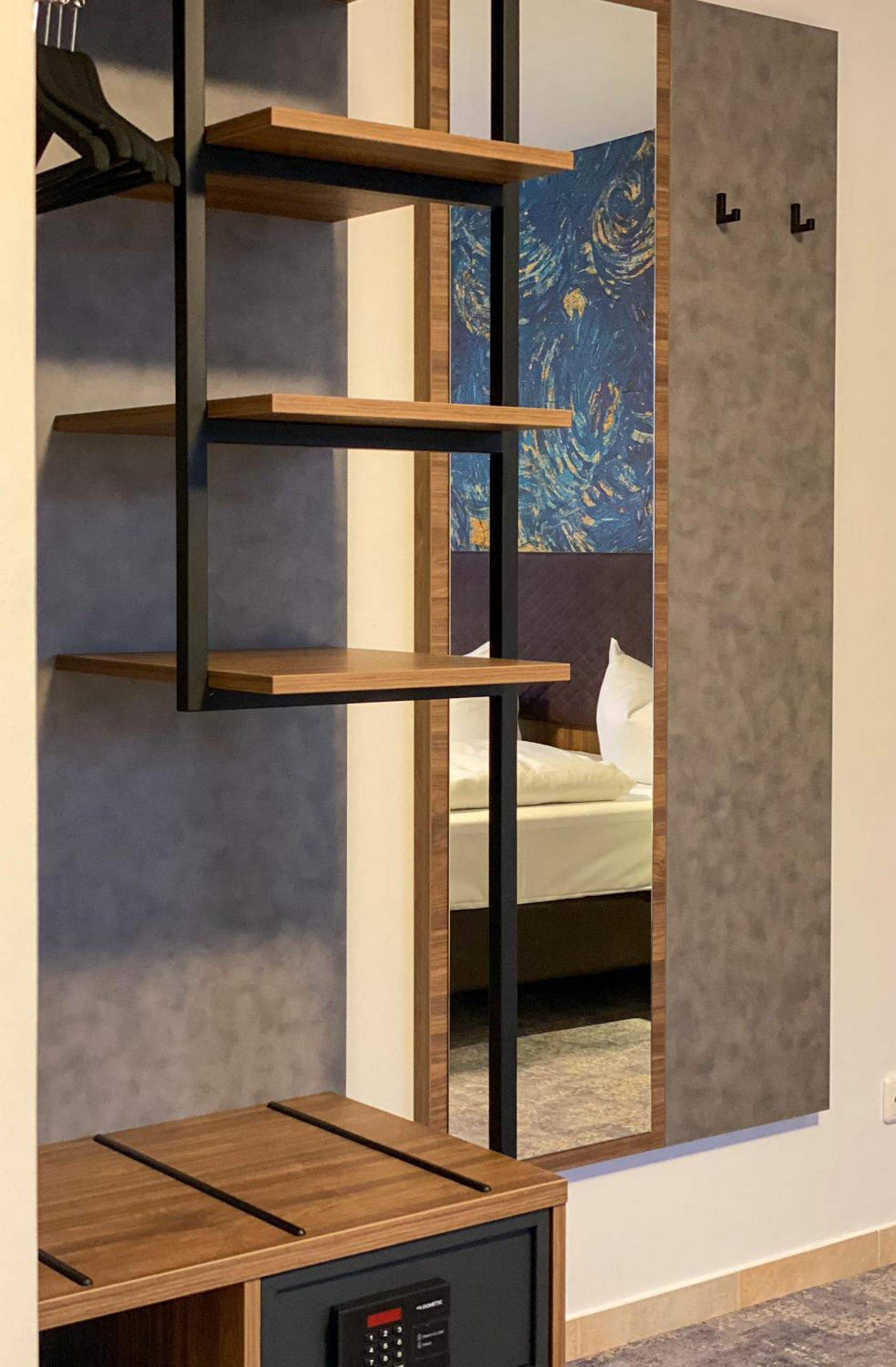 Single Room photo 3