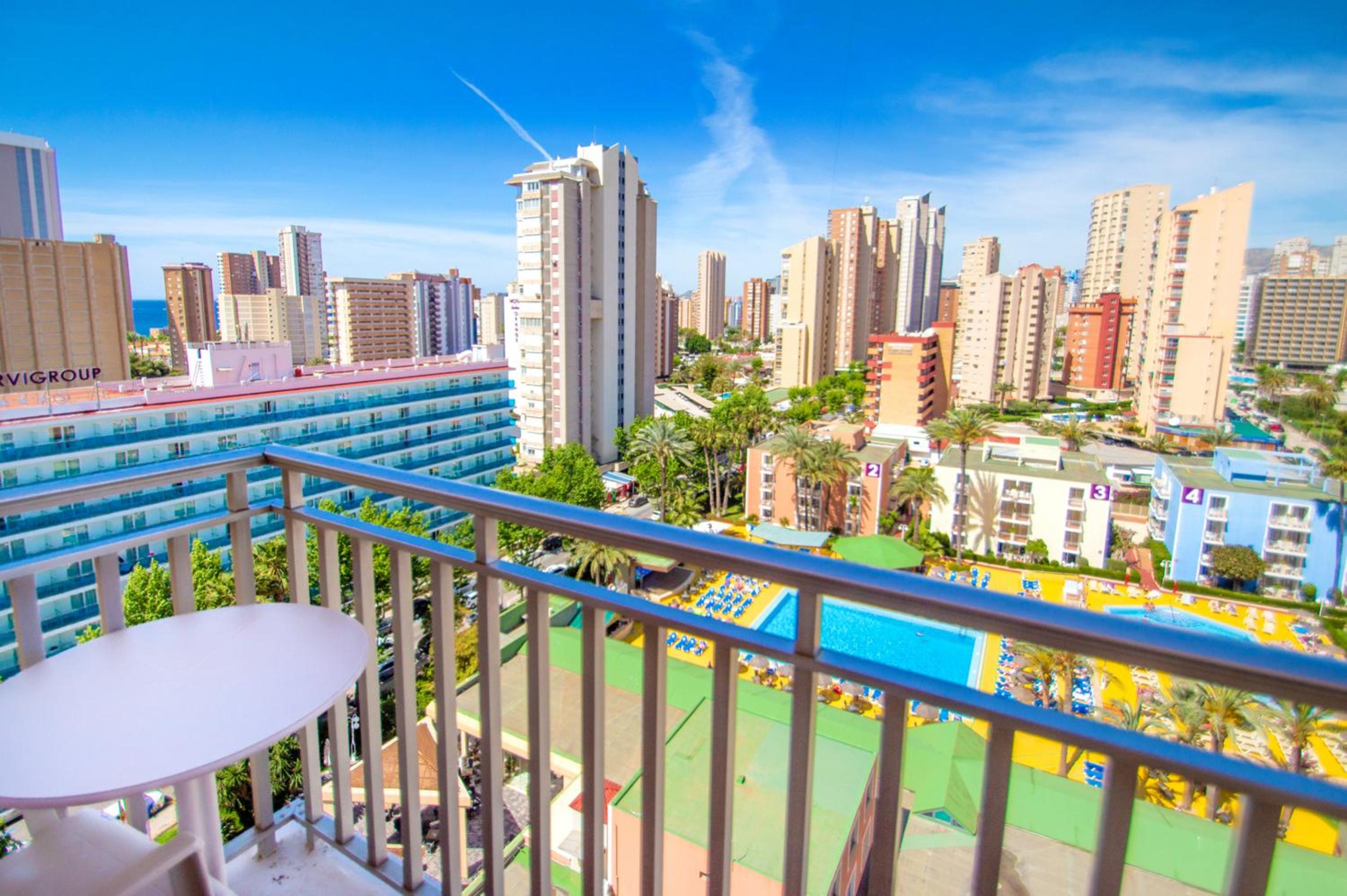 Double or Twin Room with Extra Bed (2 Adults + 1 Child) photo 2