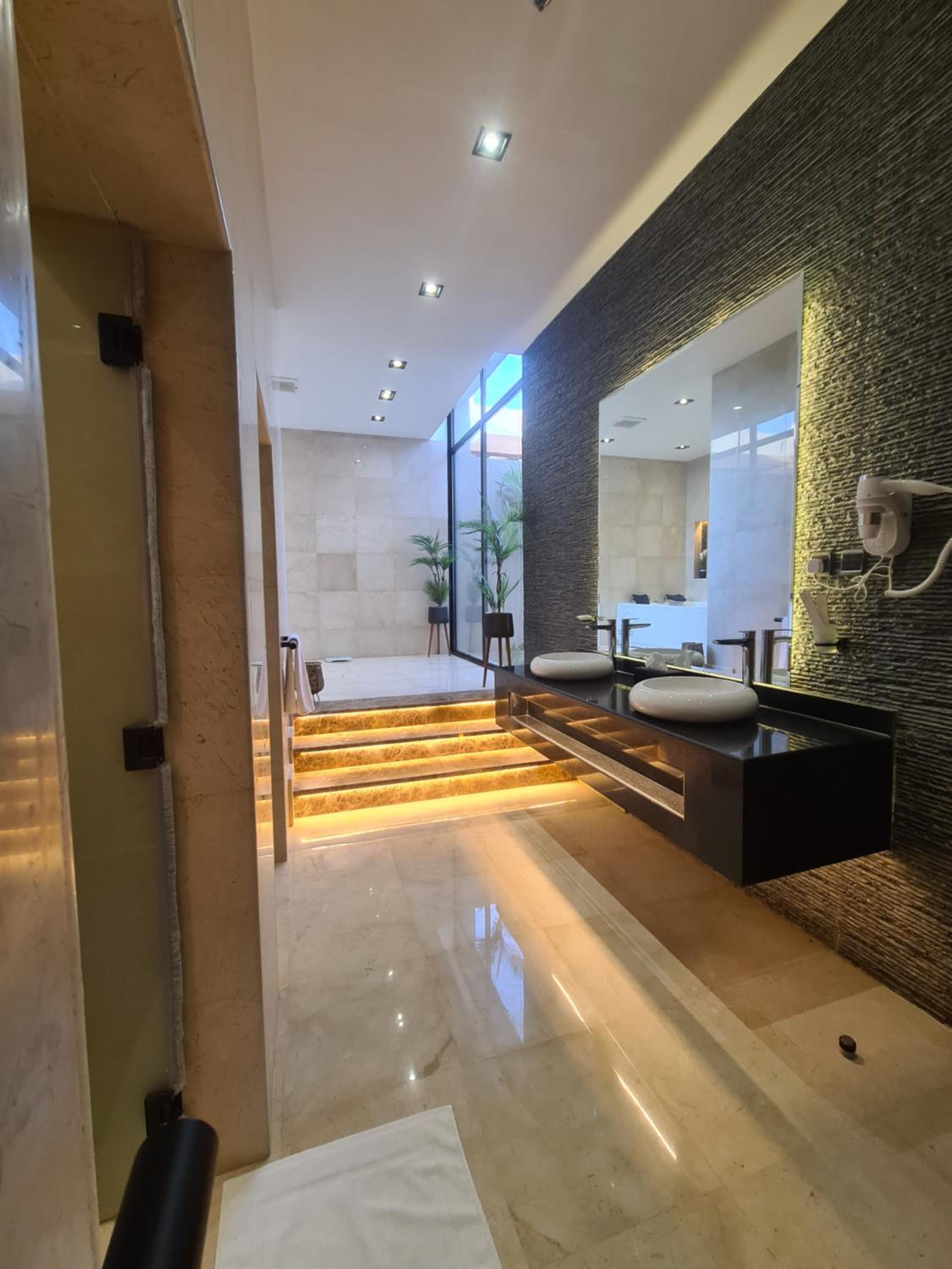 One-Bedroom Villa - Photo 68