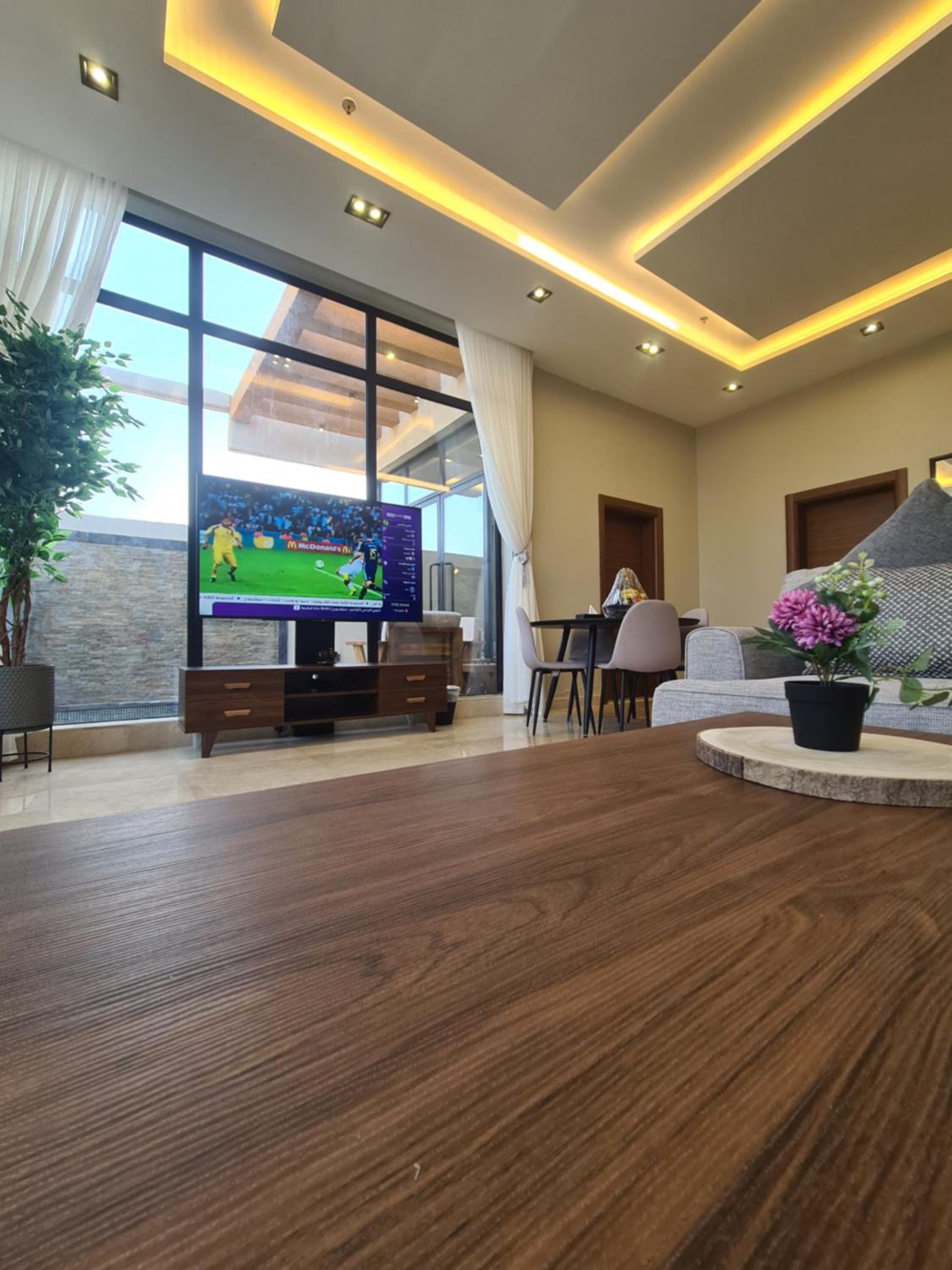 One-Bedroom Villa - Photo 46