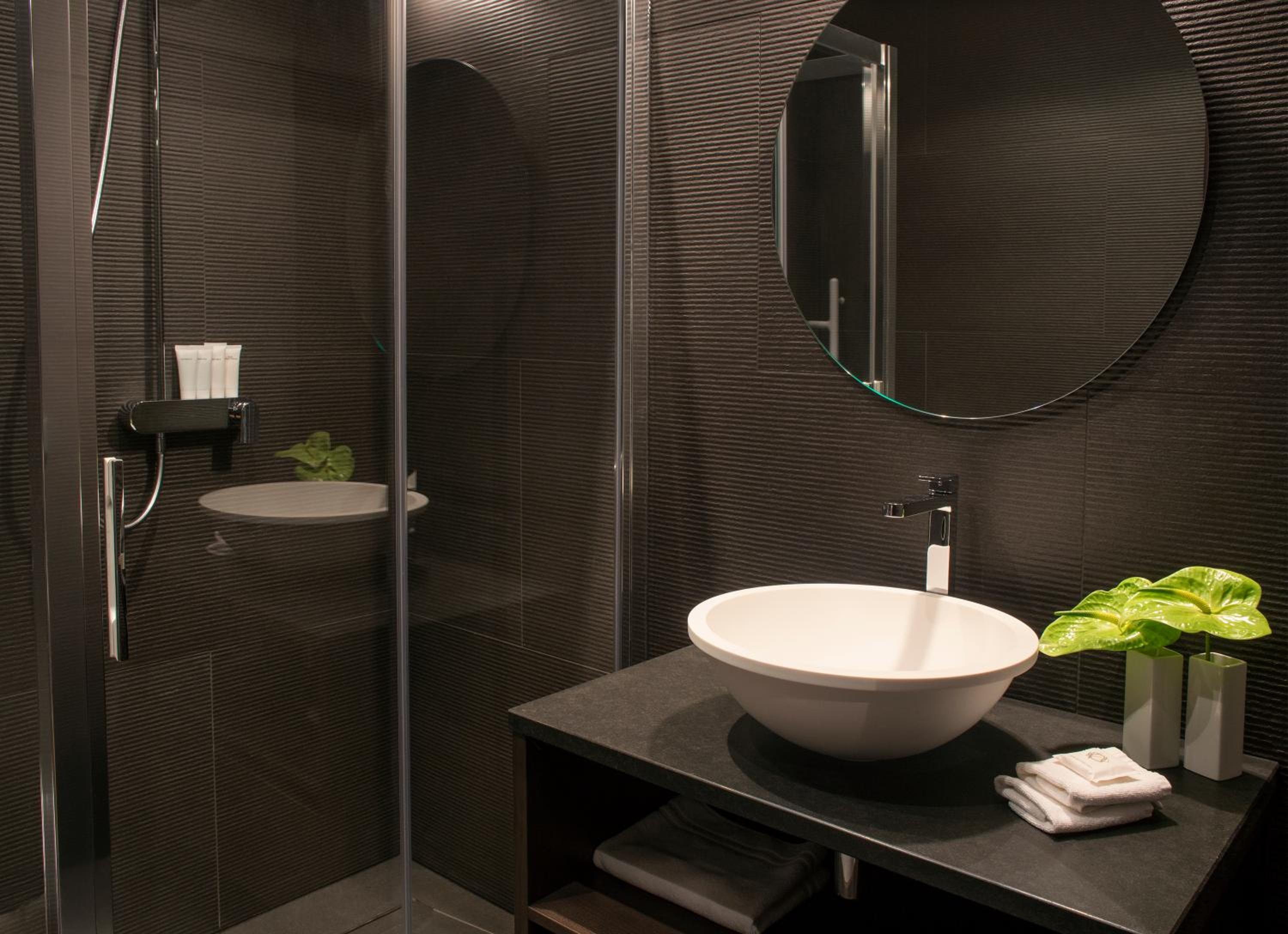 Penthouse Suite - Photo 9