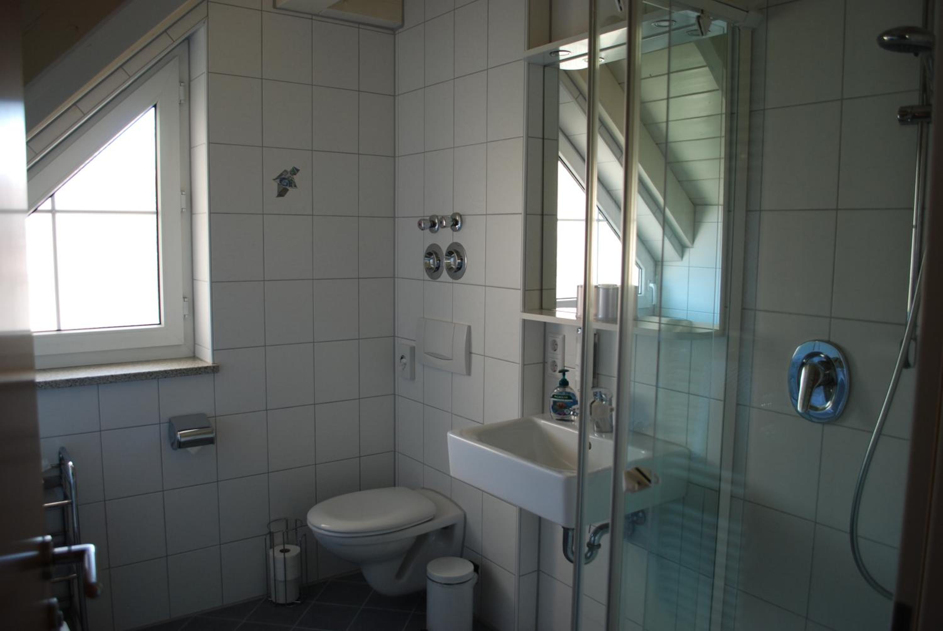 Studio Apartment - Photo 8