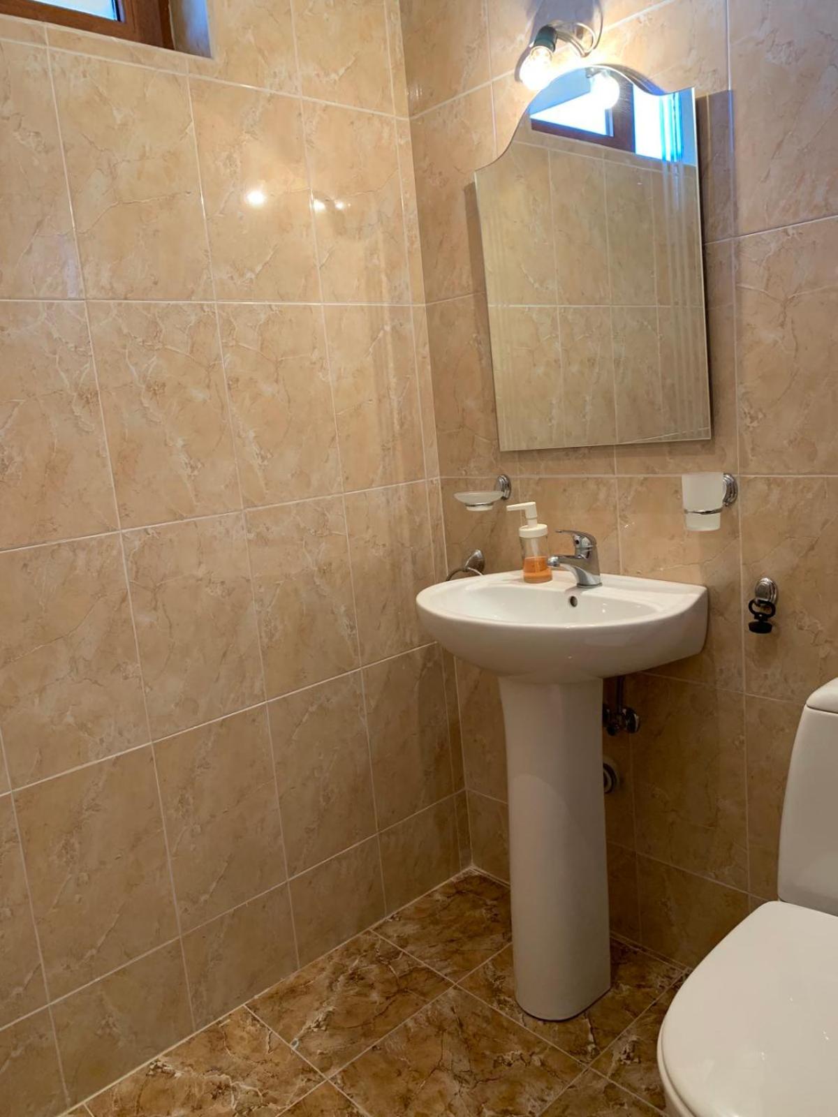 Two-Bedroom Apartment - Photo 7