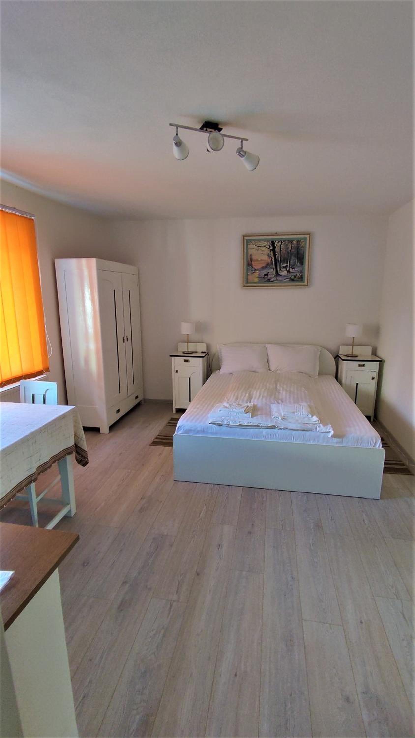 Apartment - Ground Floor - Photo 1