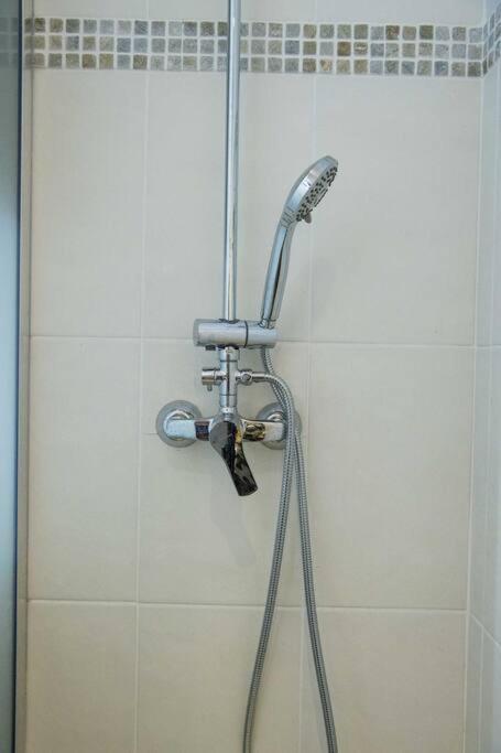 One-Bedroom Apartment - Photo 5
