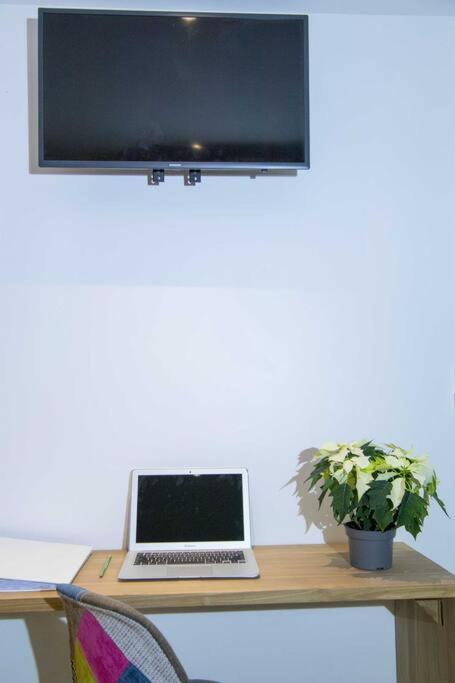 One-Bedroom Apartment - Photo 23