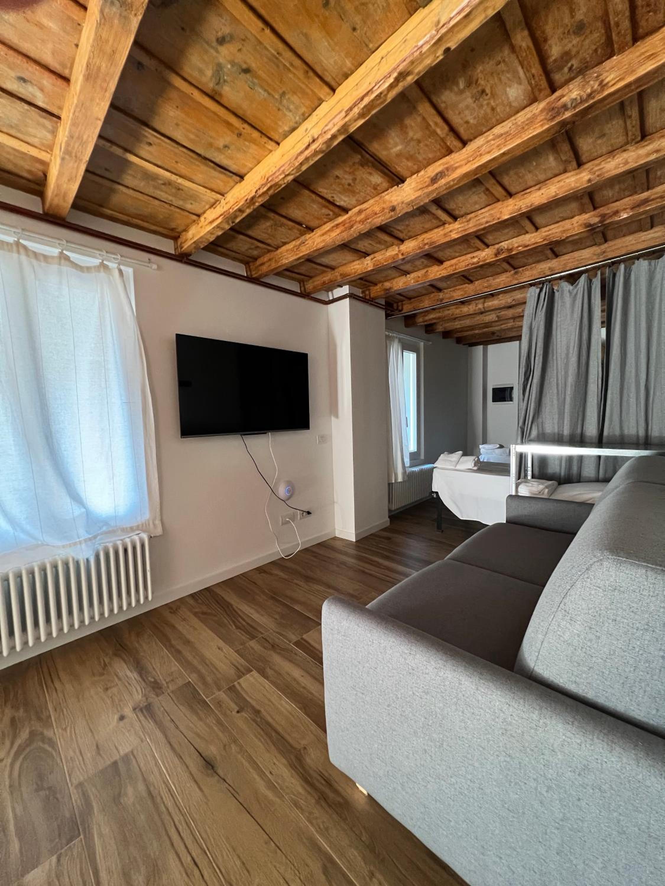 Apartment with Balcony