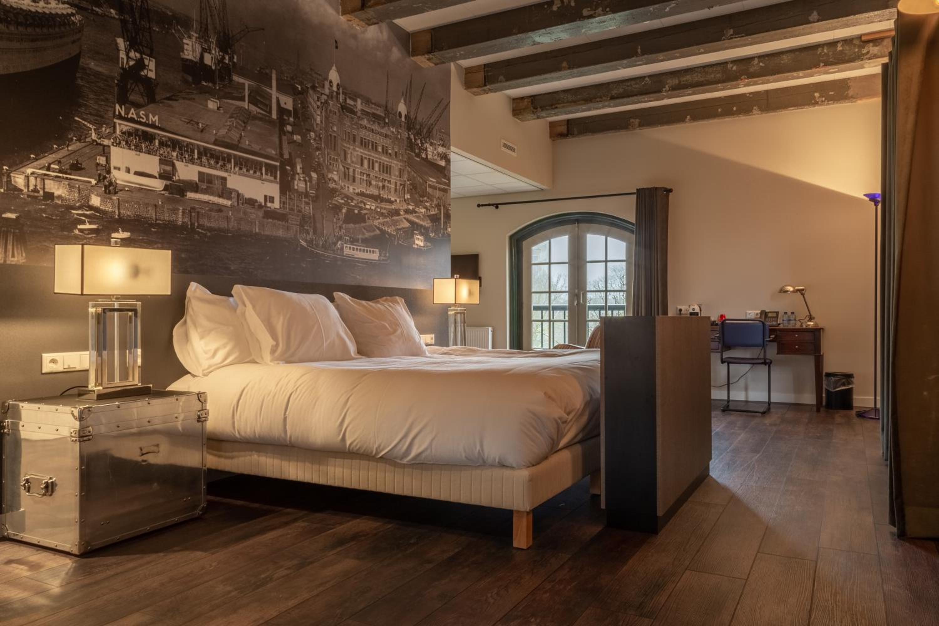 Suite photo 1