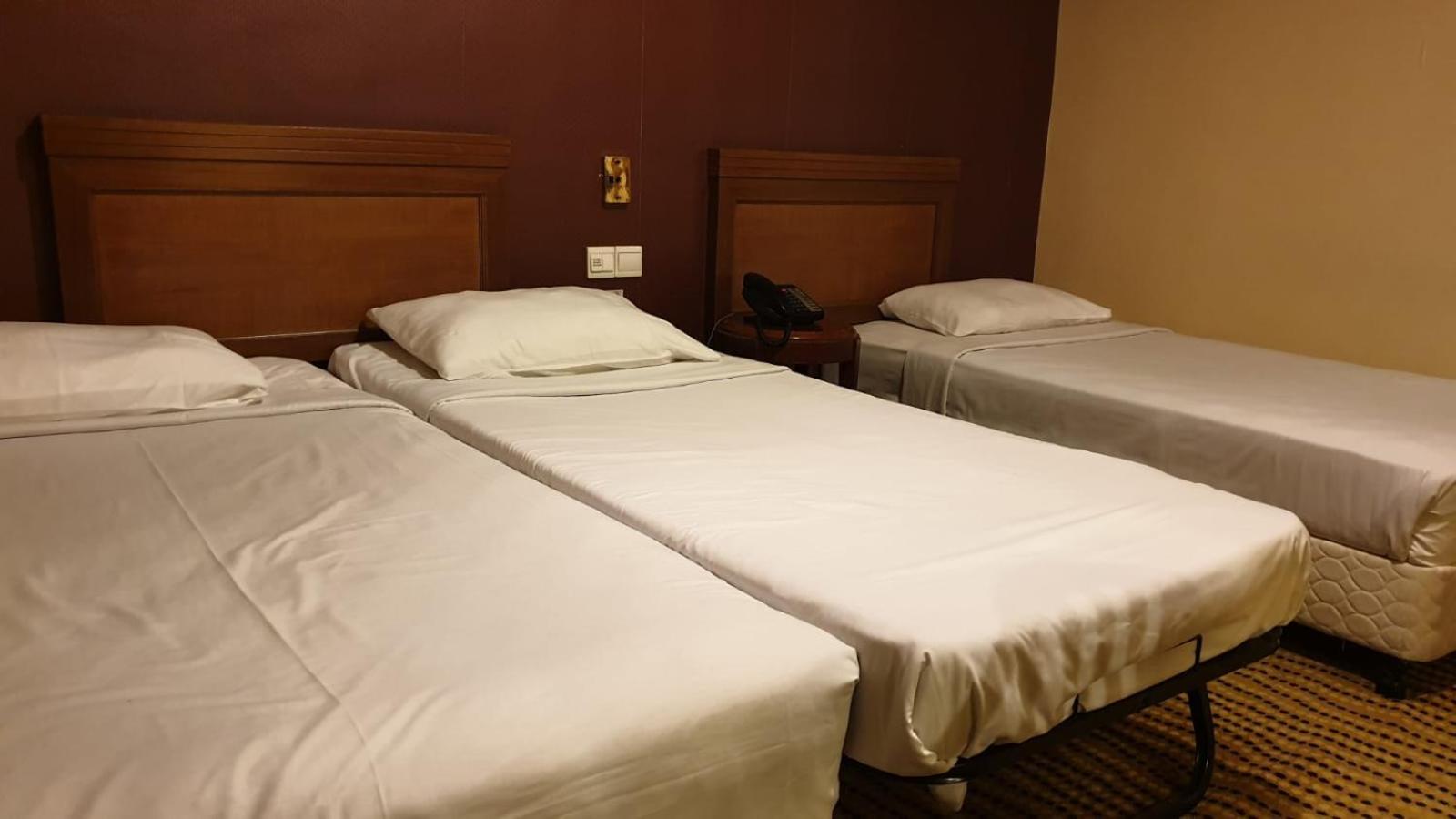 Superior Triple Room photo 3