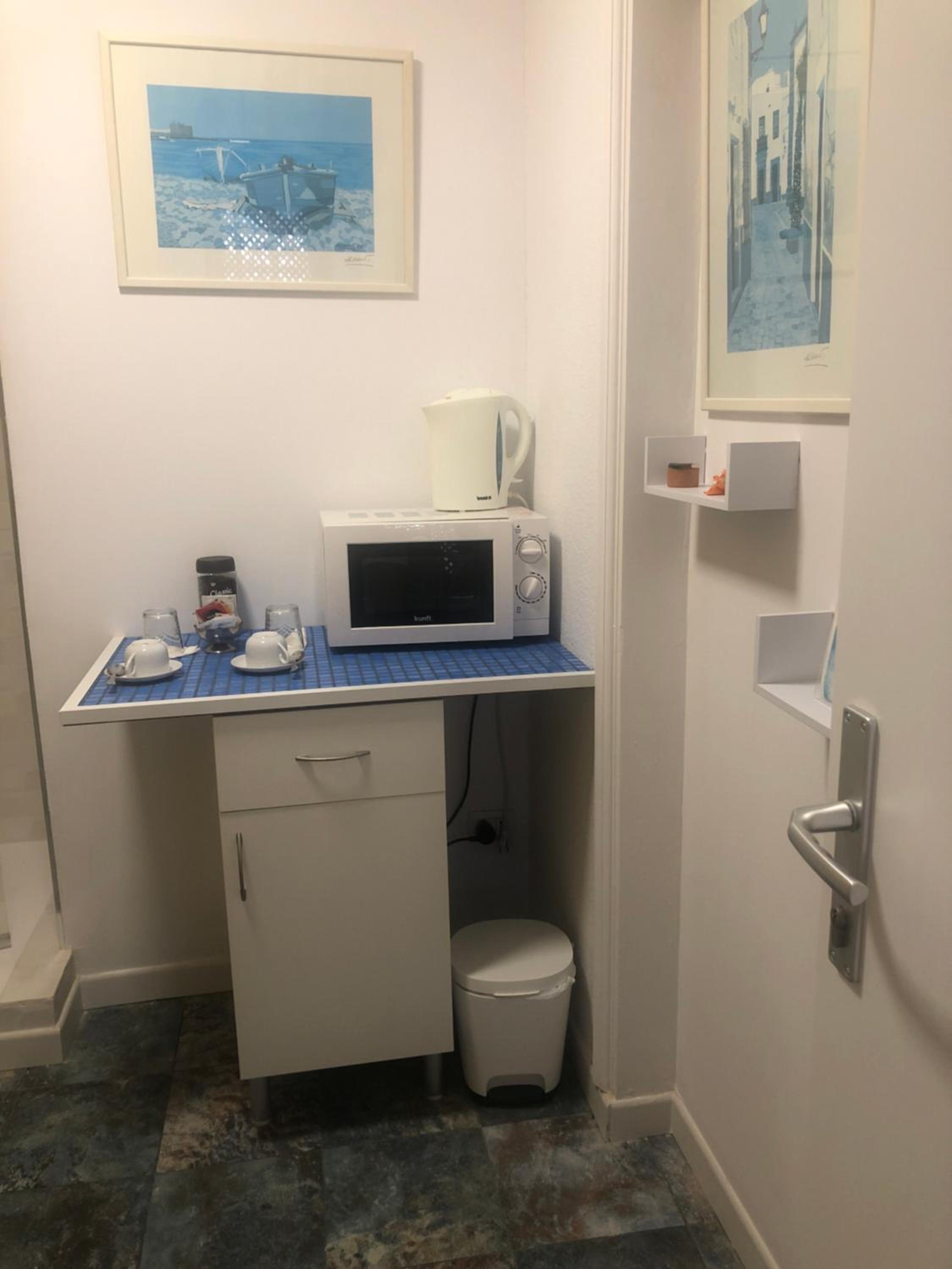 Studio Apartment photo 2