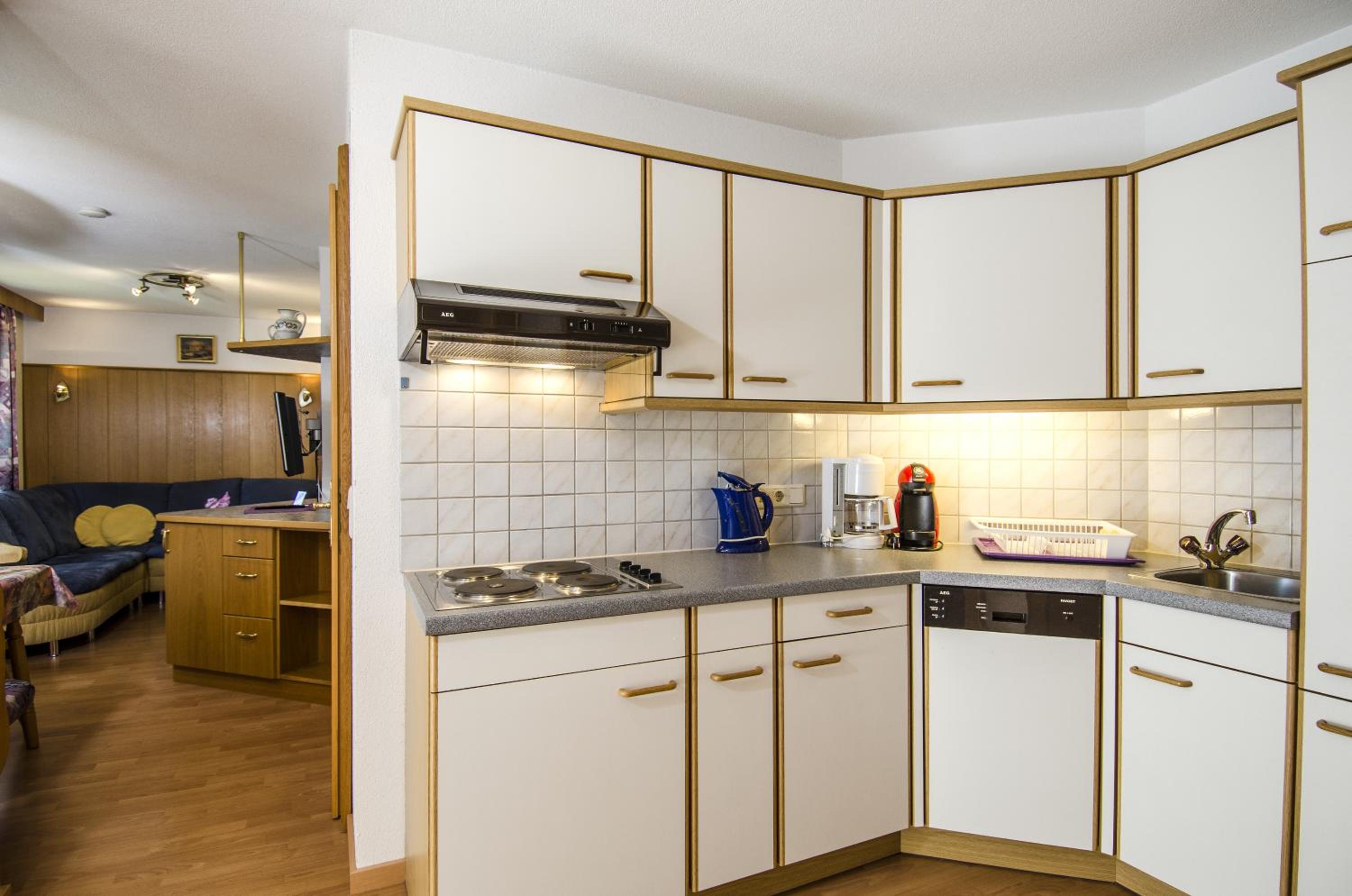 Apartment (2 Adults) photo 3