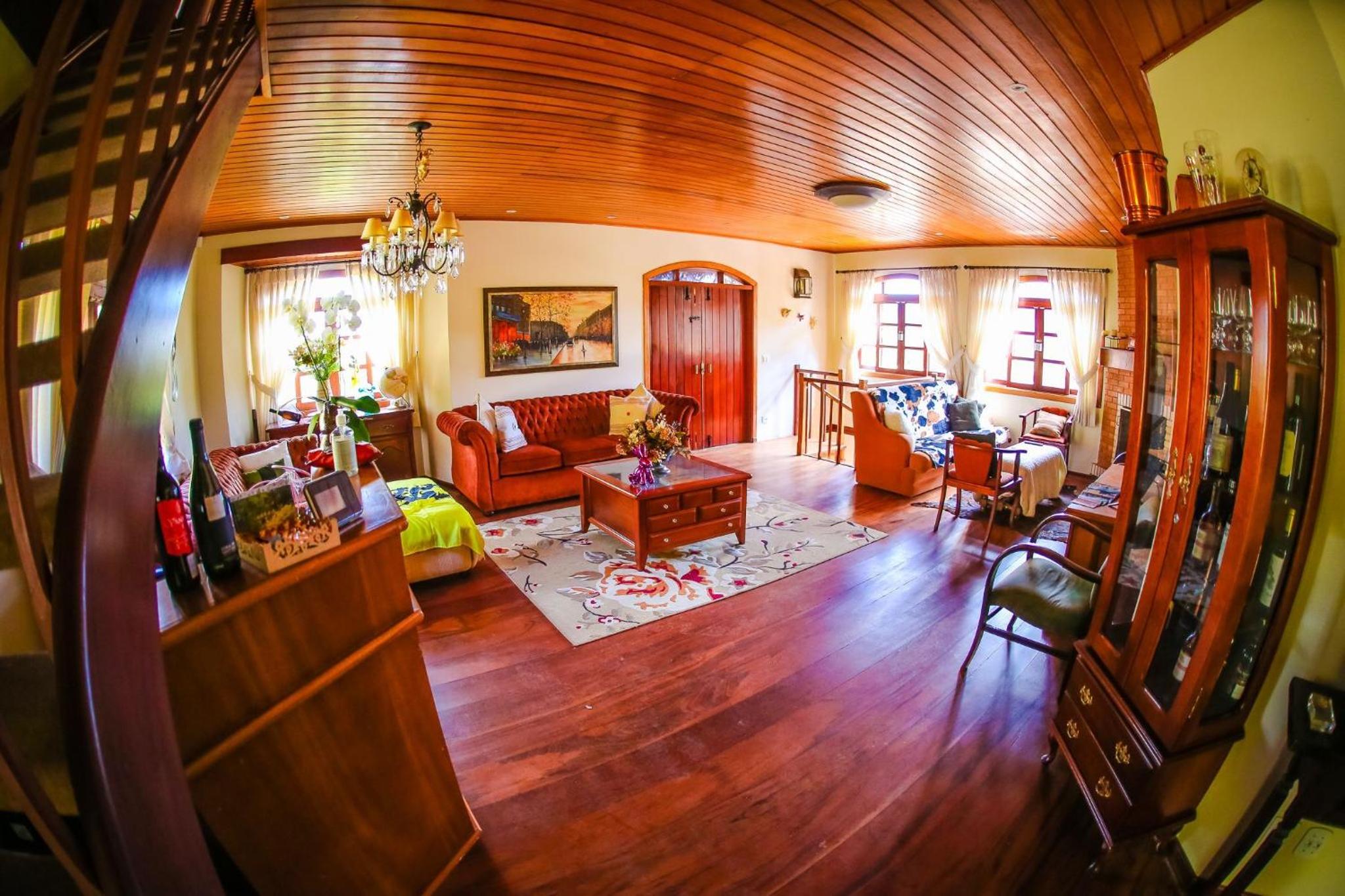 Suite with Balcony - Photo 5