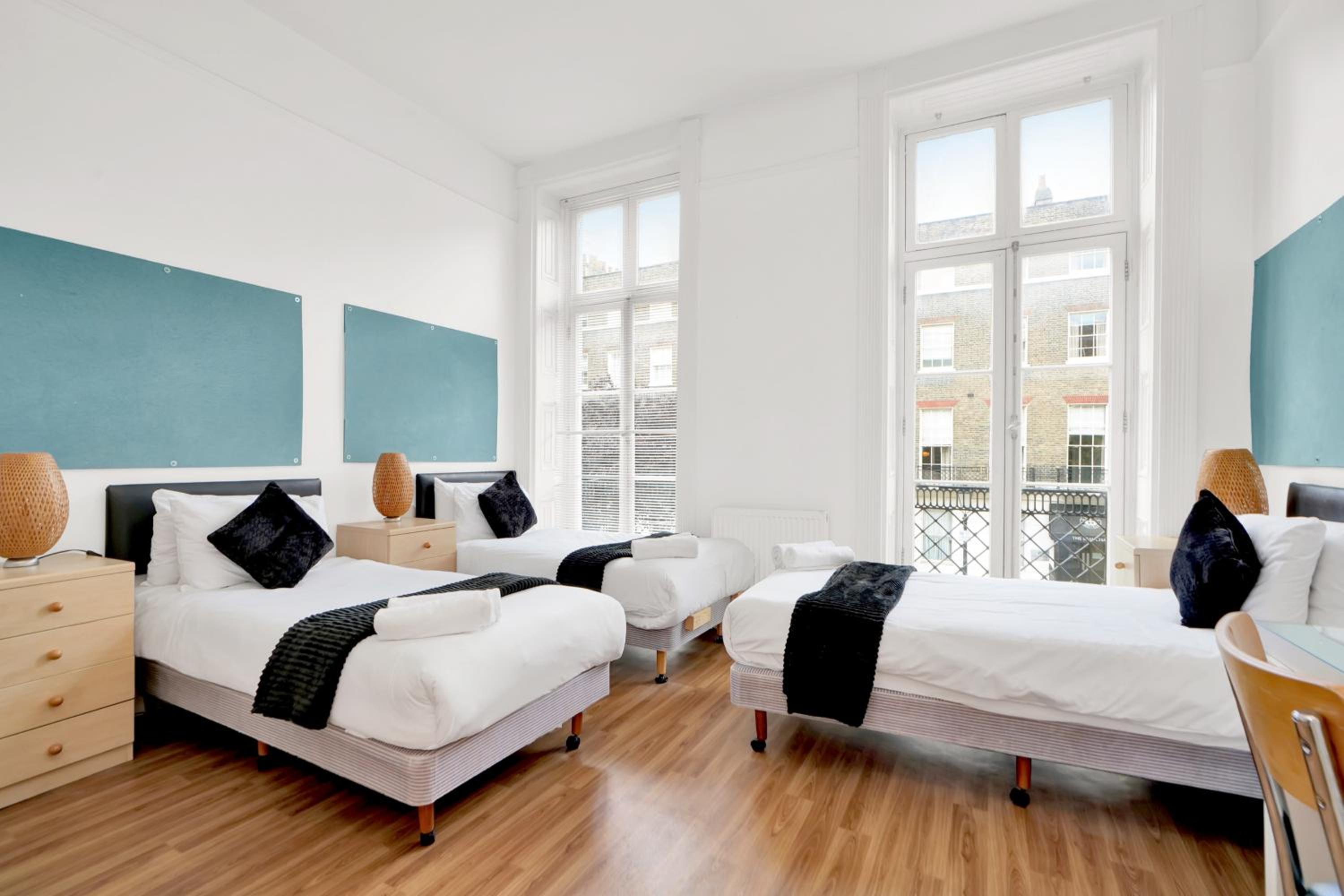 Triple Room with Shared Bathroom photo 3