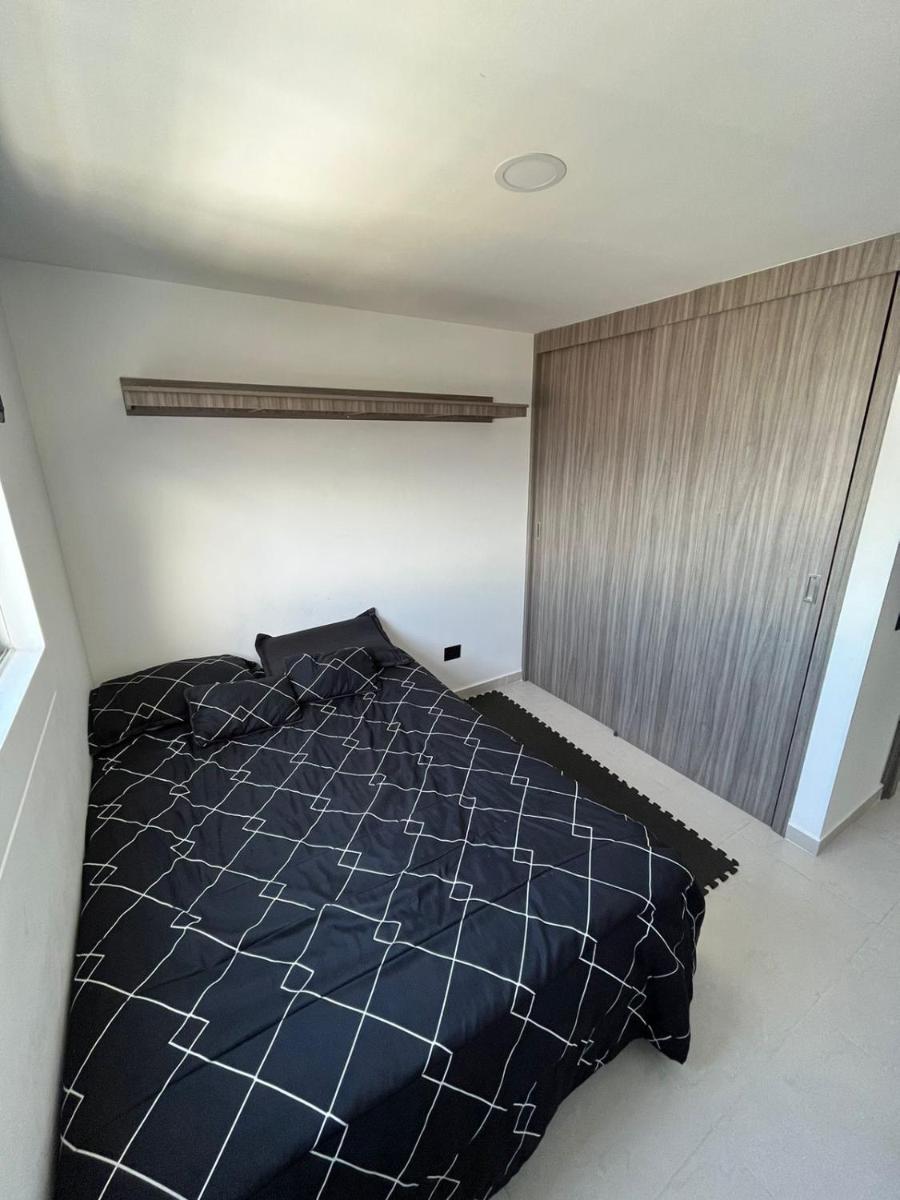Double Room with Shared Bathroom photo 1