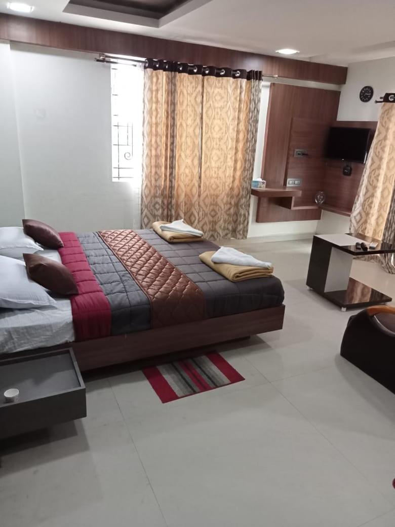 Deluxe Suite - Photo 3