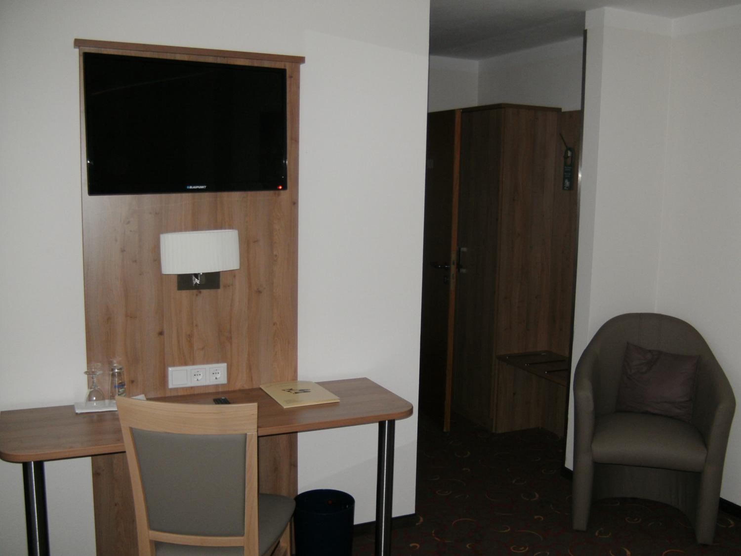 Double Room - Photo 2