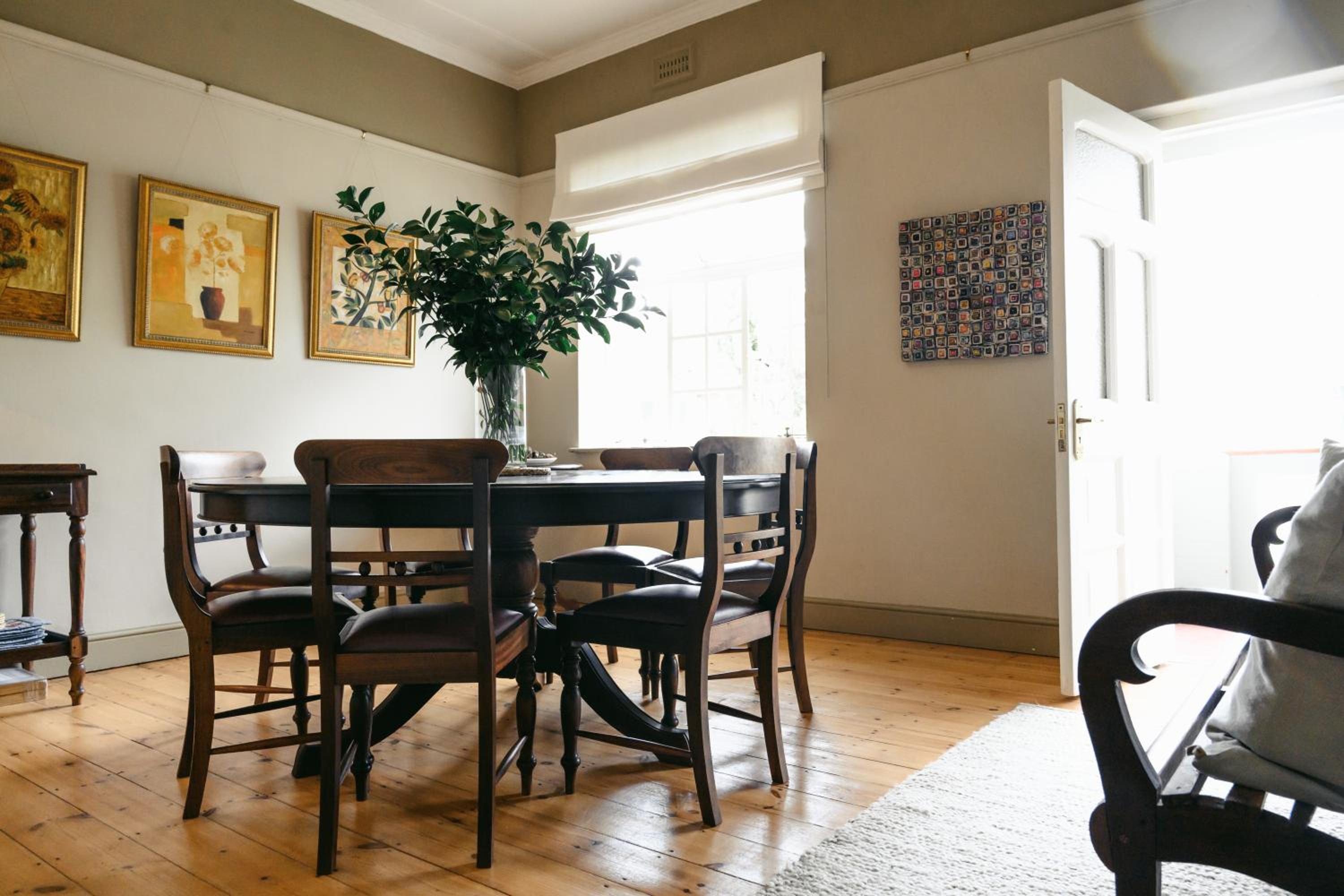Luxury Apartment - Photo 12