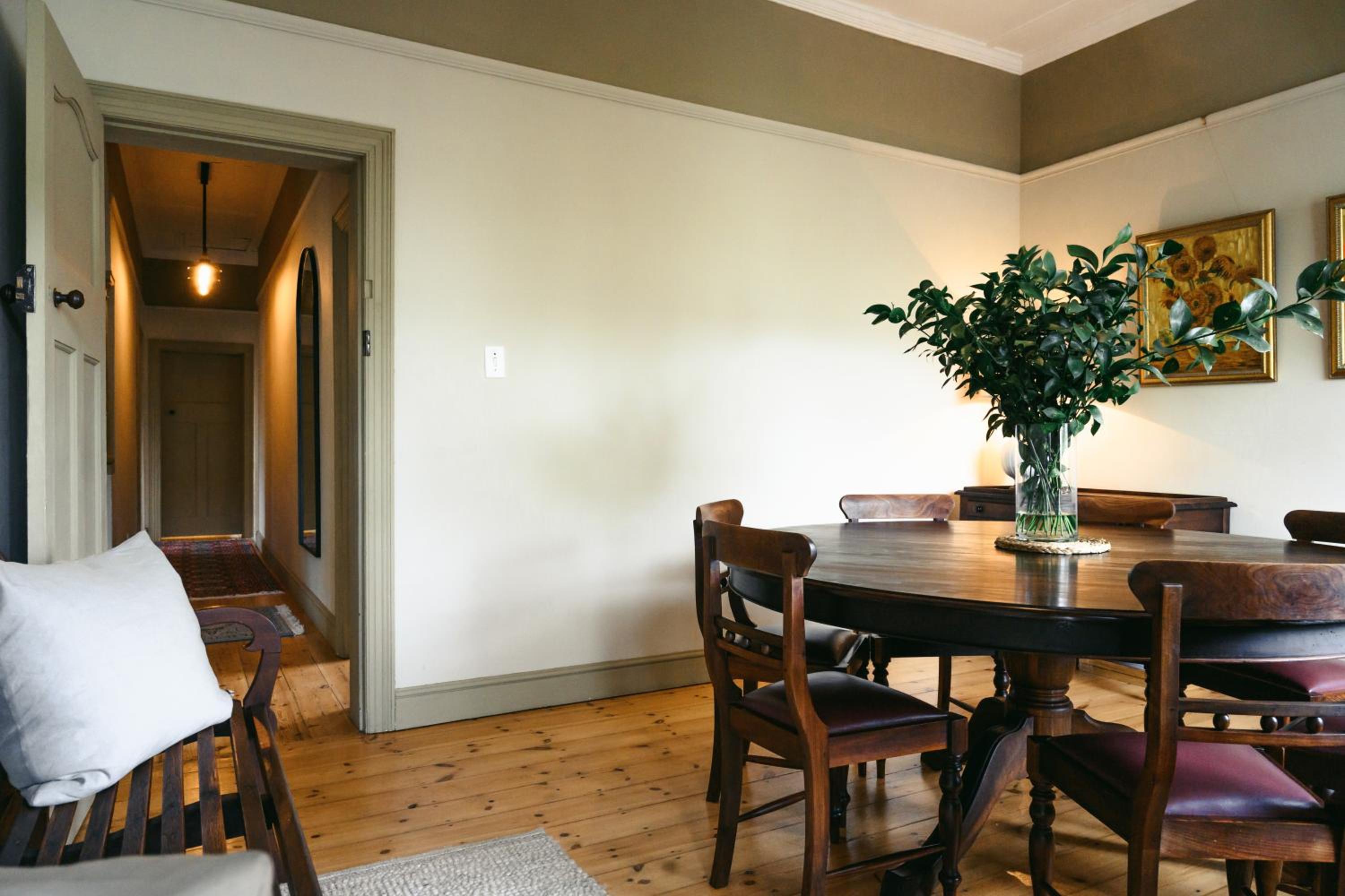 Luxury Apartment - Photo 14