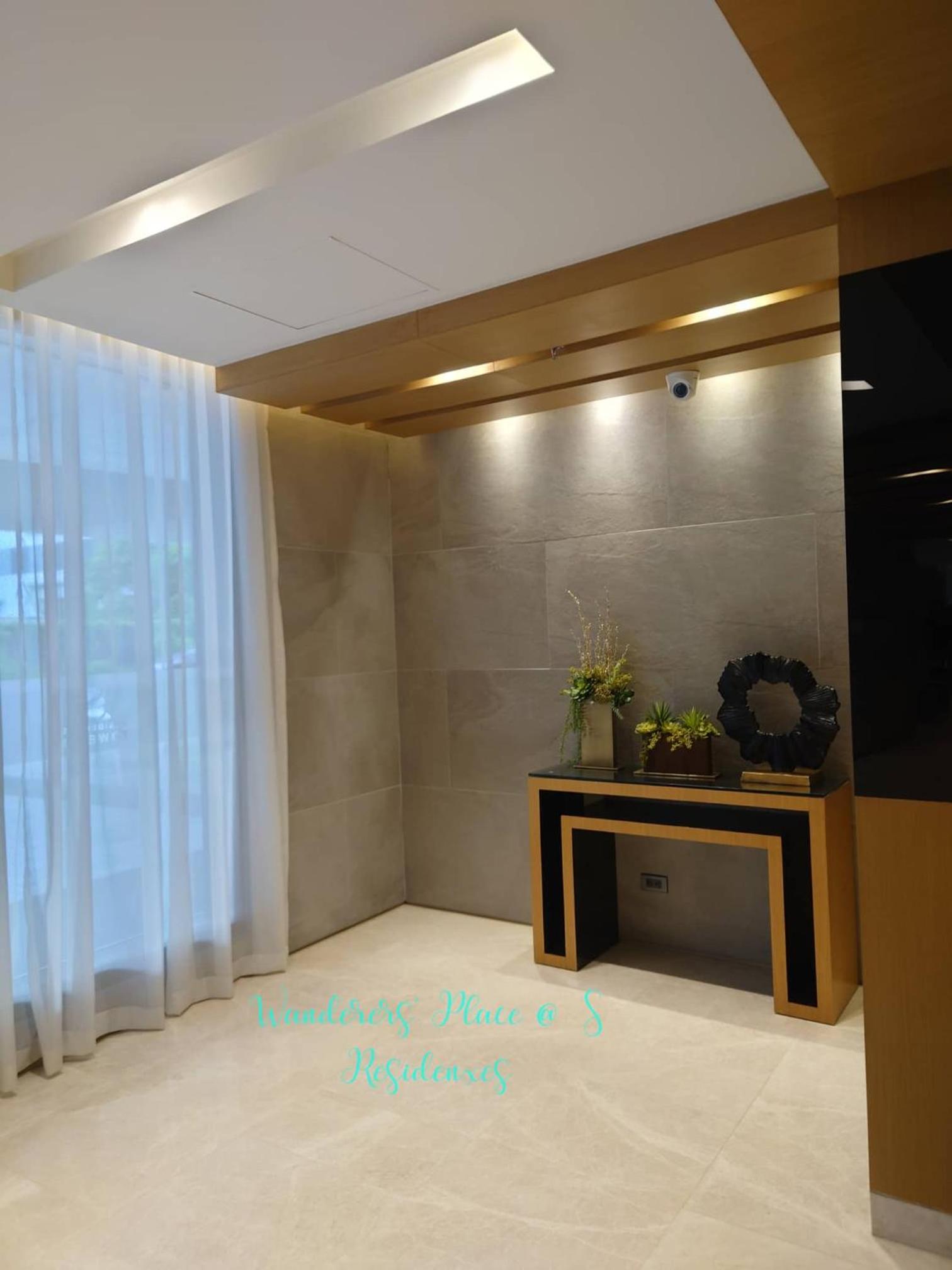 One-Bedroom Apartment - Photo 3