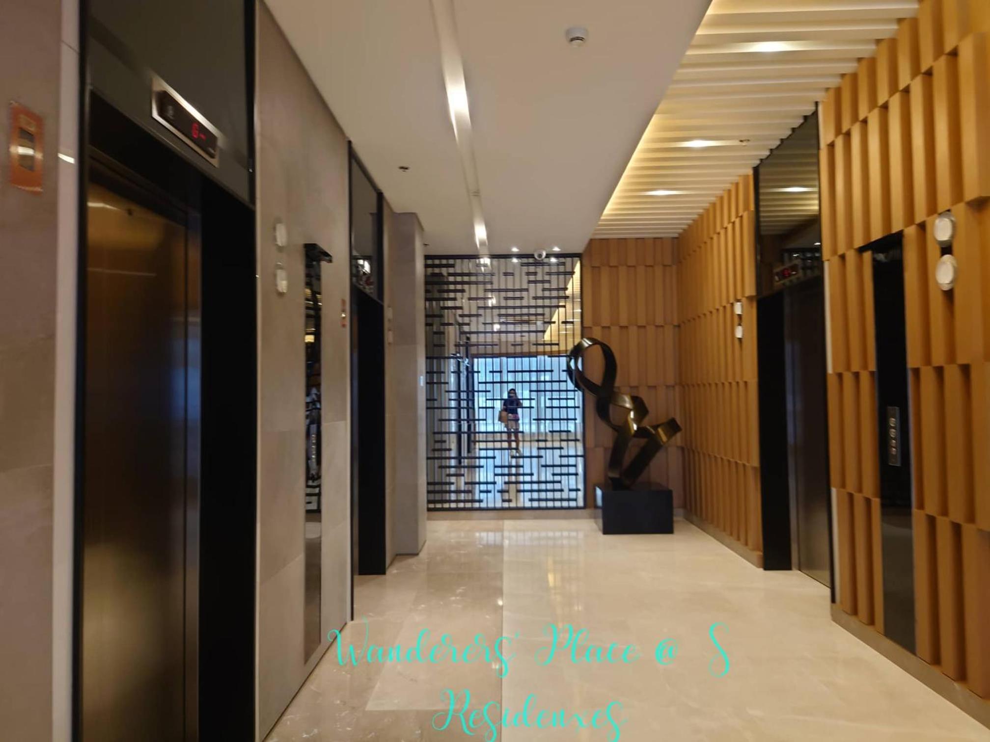 One-Bedroom Apartment - Photo 2