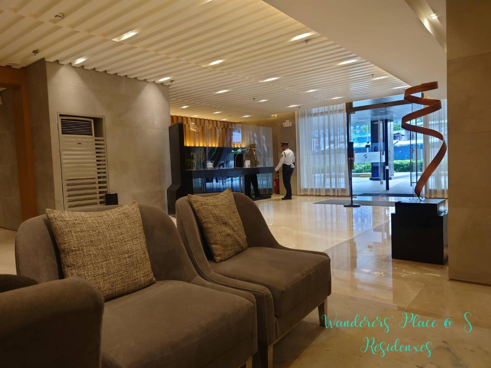One-Bedroom Apartment - Photo 14