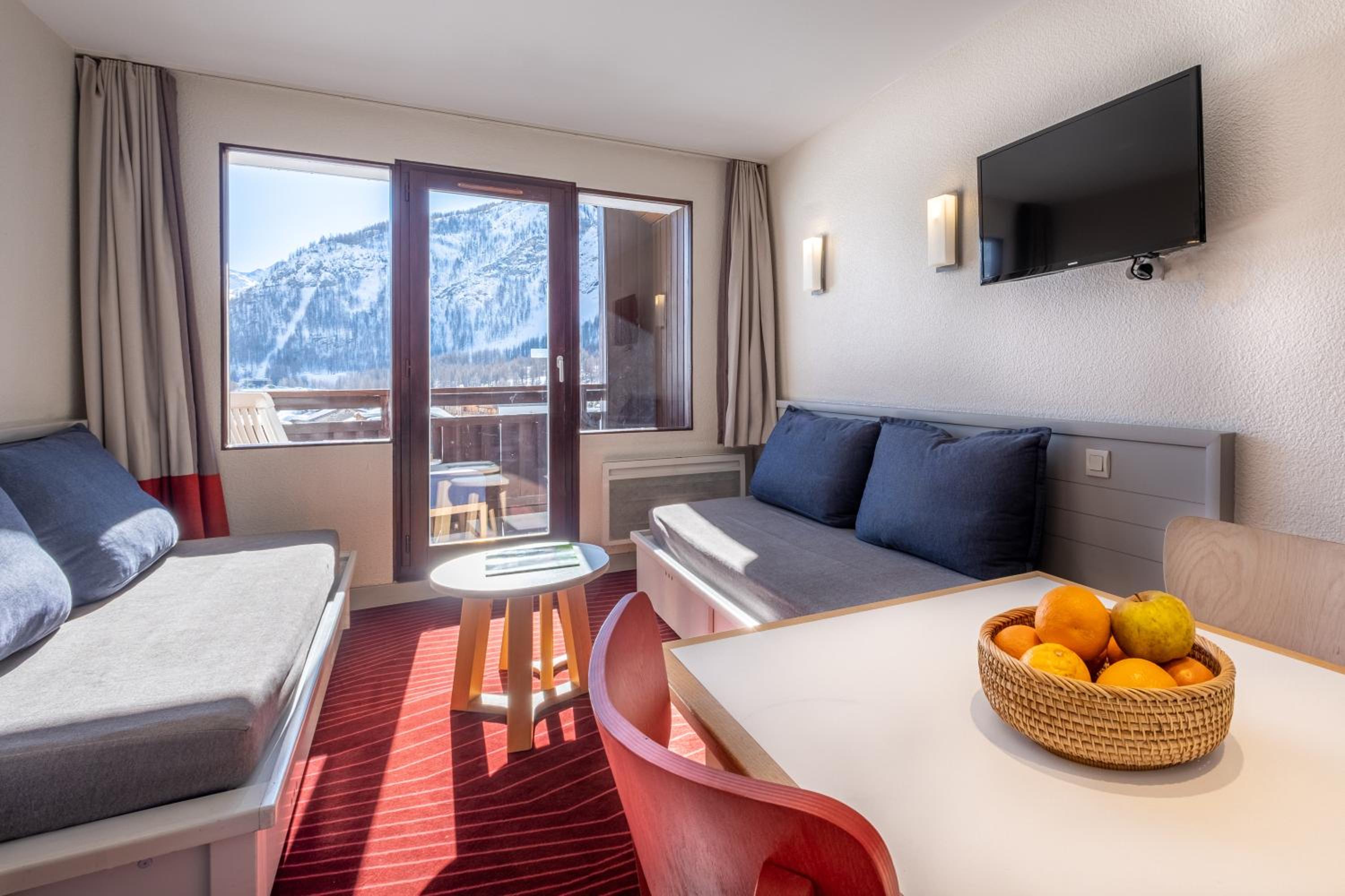 One-Bedroom Apartment - Open Mountain View (4 People) photo 1