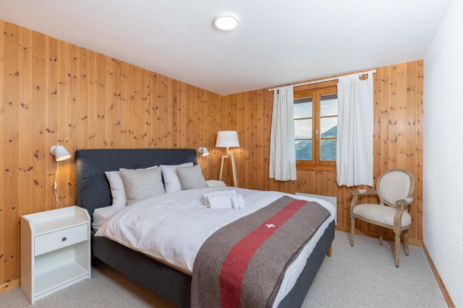 Three-Bedroom House photo 1