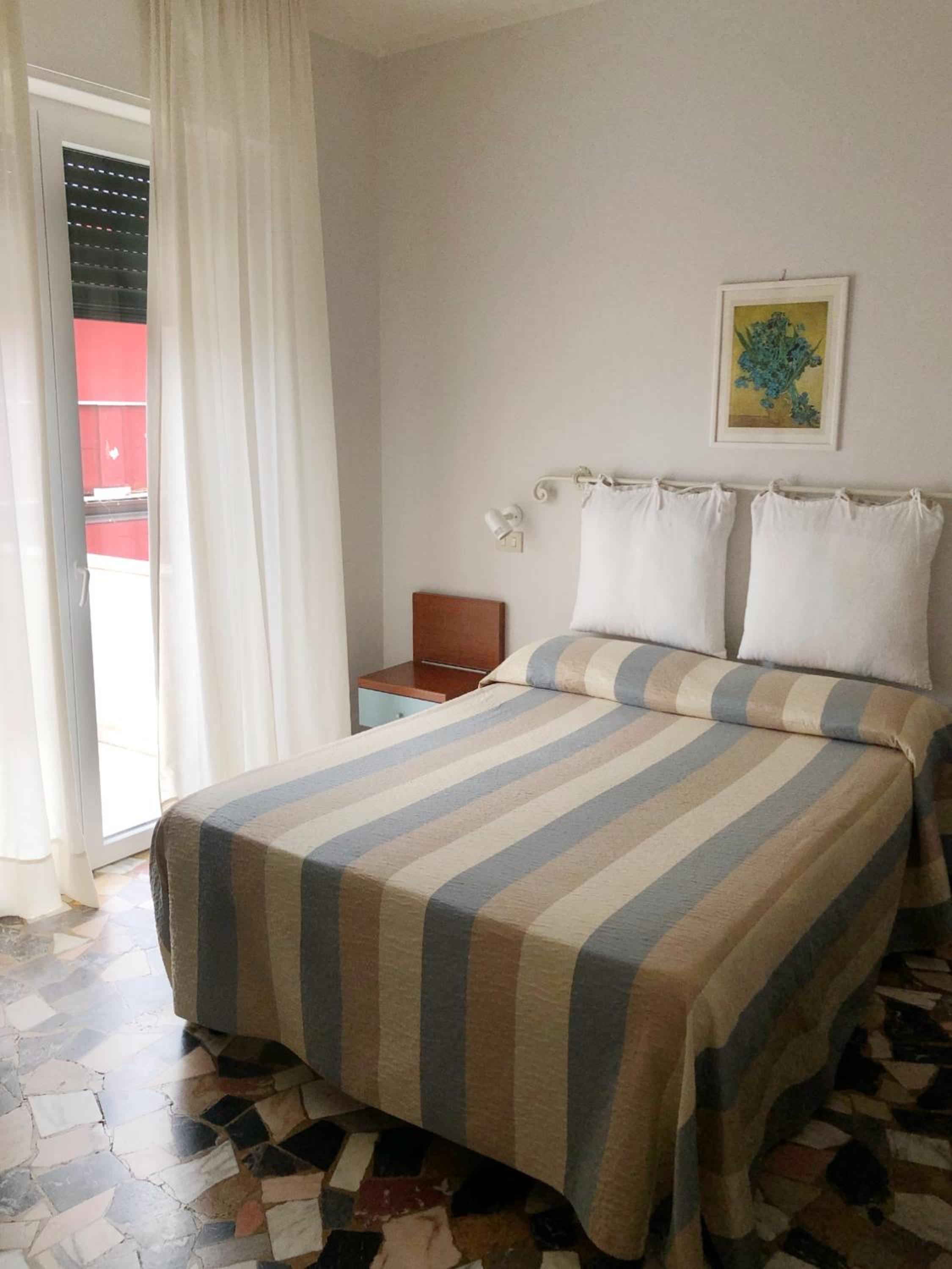 Economy Single Room photo 1
